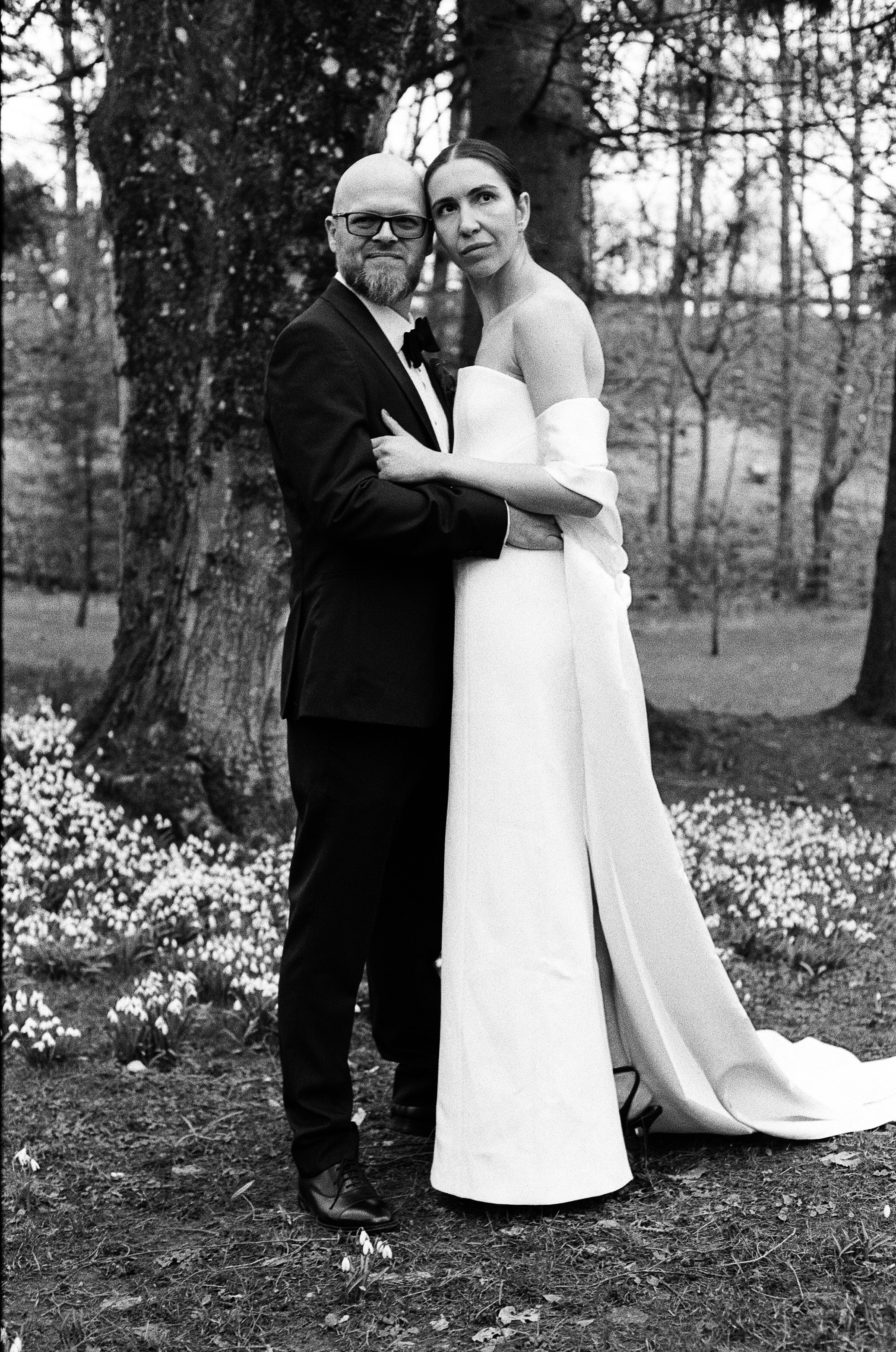 Wedding on Black n White Film. Molfar Visuals