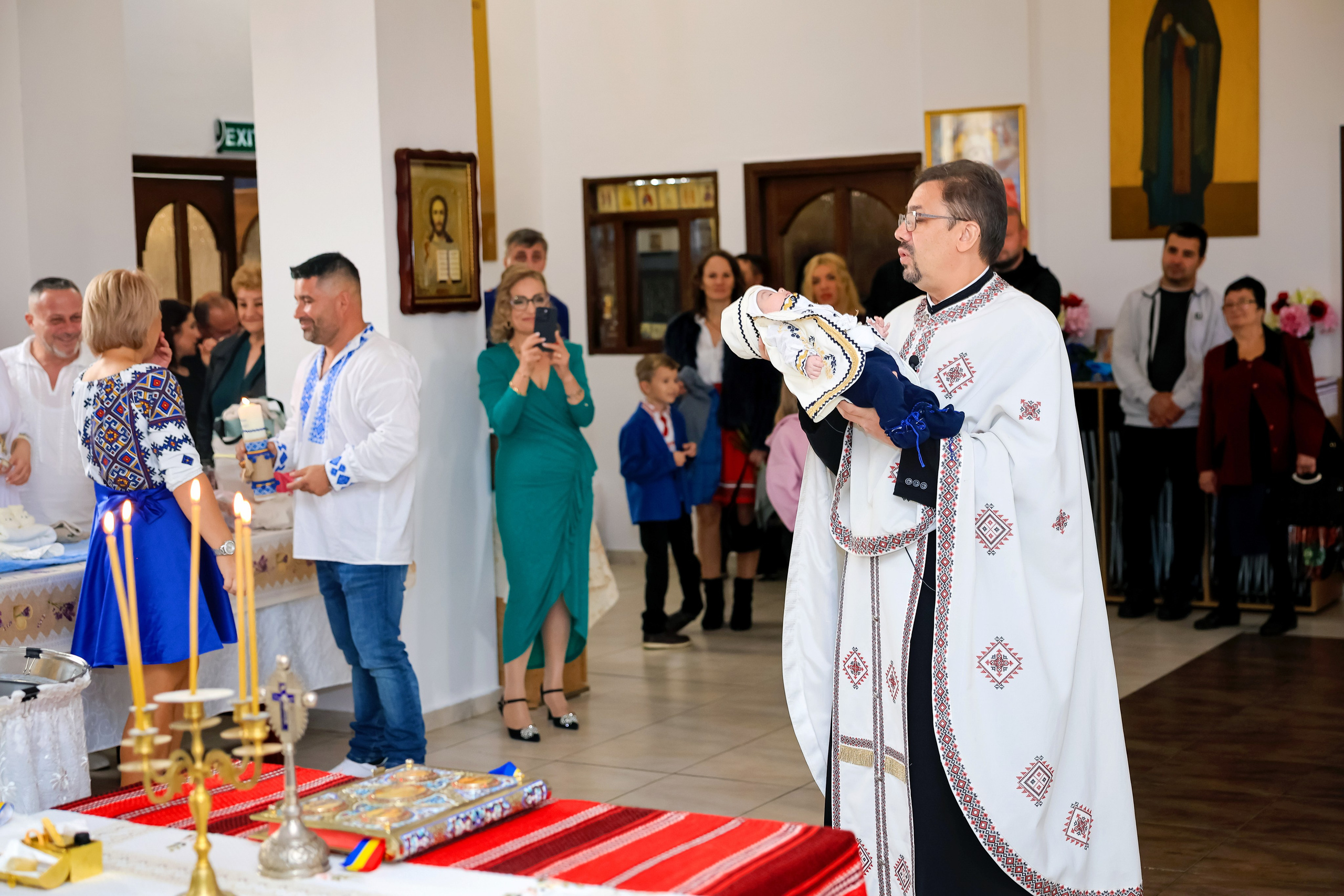 Andrei Sebastian. Moments By Gub