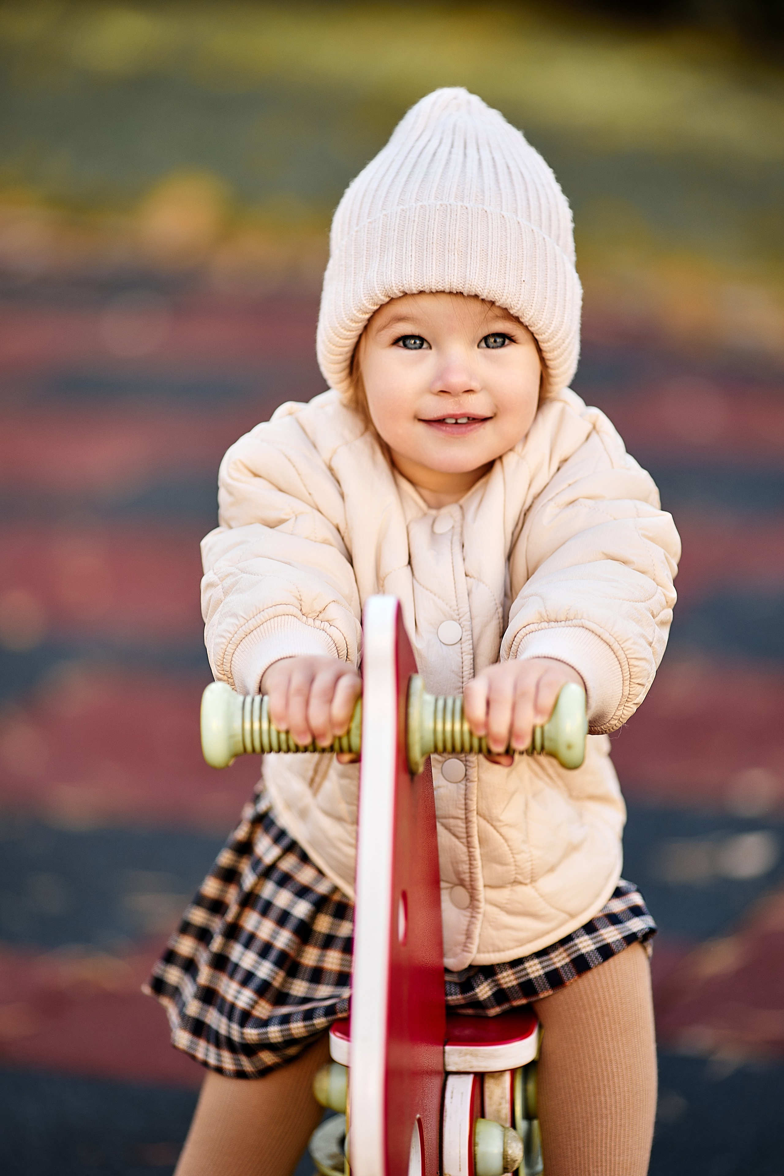 Family photo shoot for a millionaire blogger. Destination wedding and fashion photographer in Riga Igor Davidovich