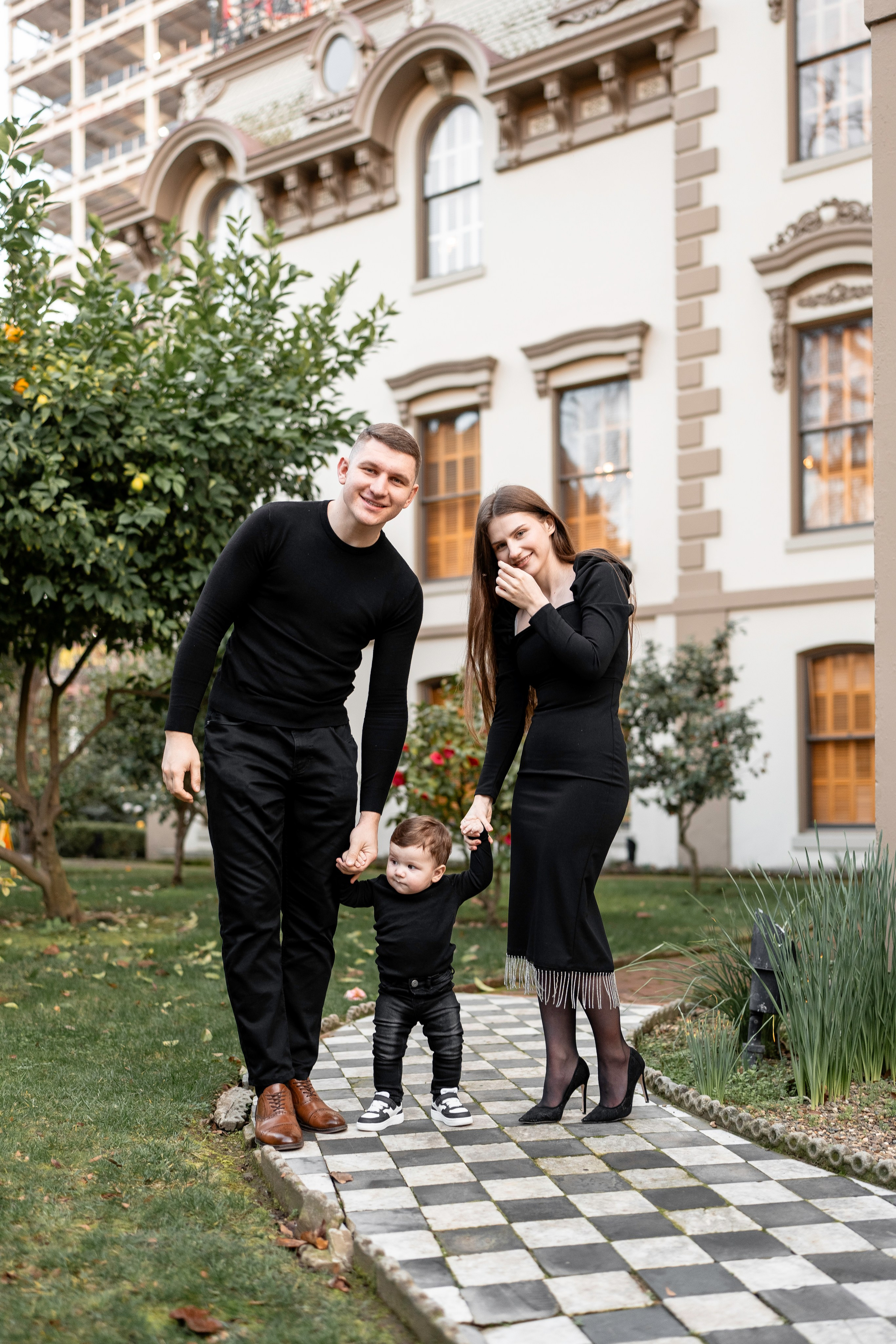 Artem, Nadia & Elisha. Family photographer in Sacramento | Sofia Pavenko
