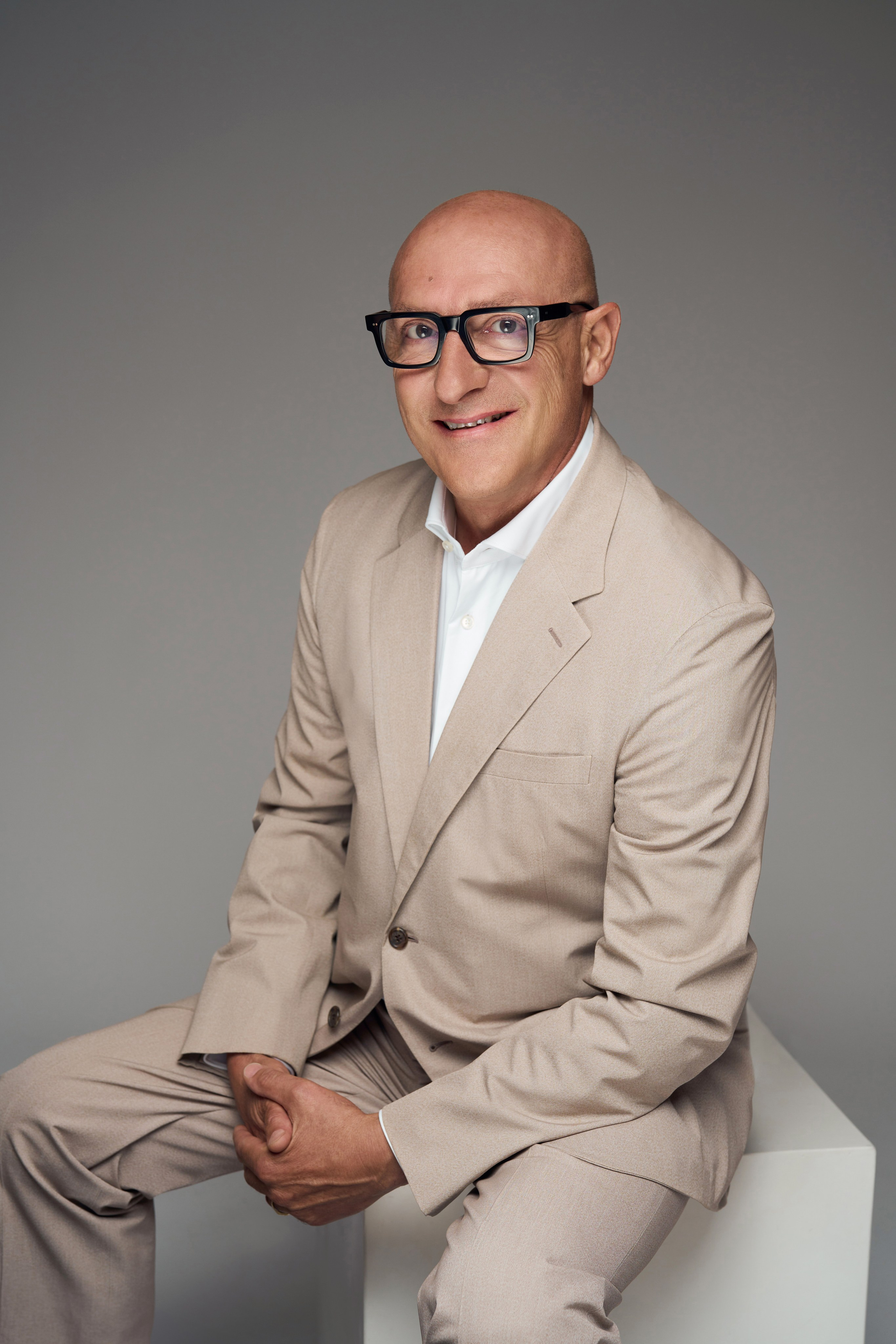 Business. Studio Timis