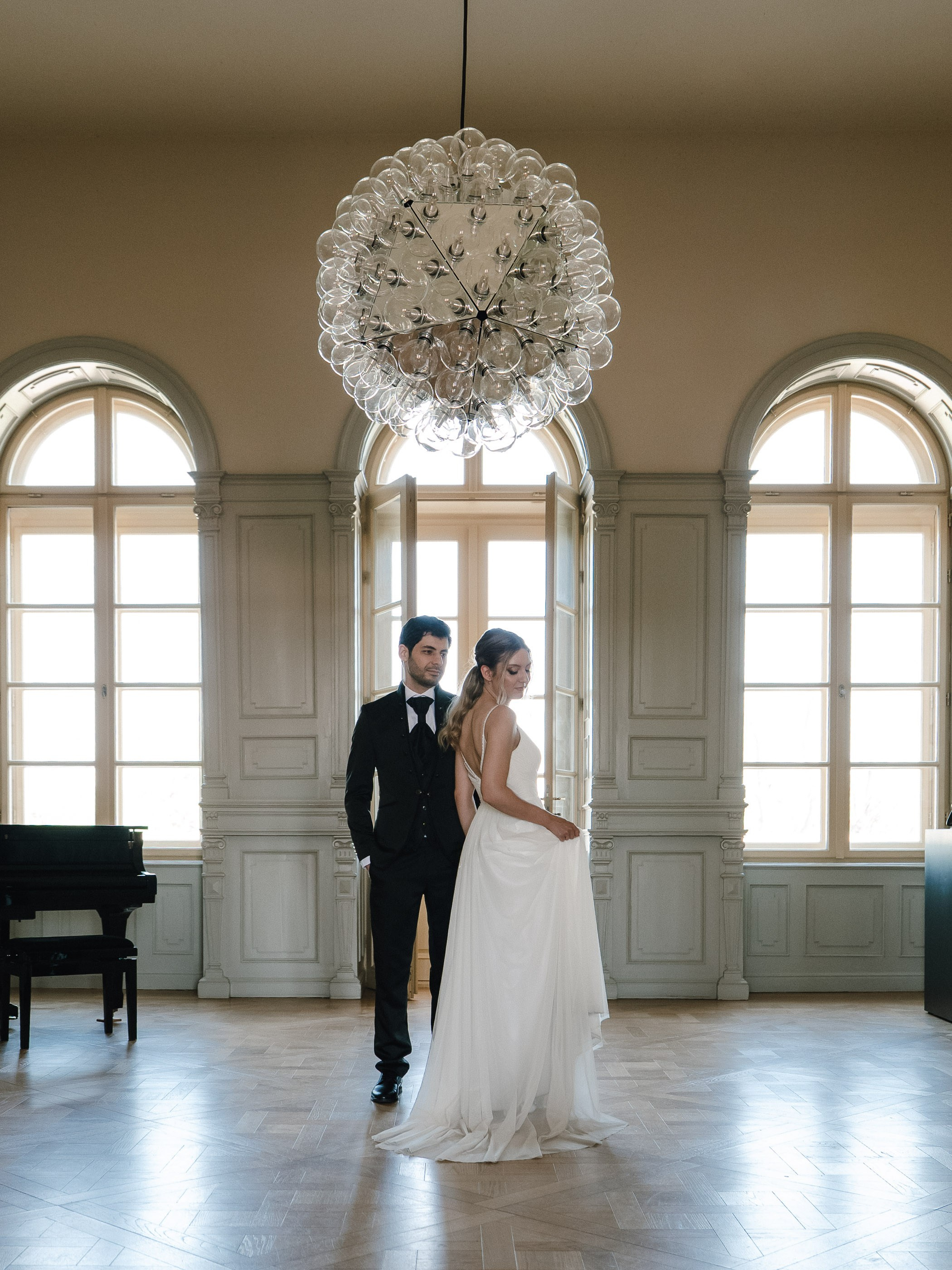 Ședință Foto Nuntă Trash The Dress la castelul Banffy din Răscruci