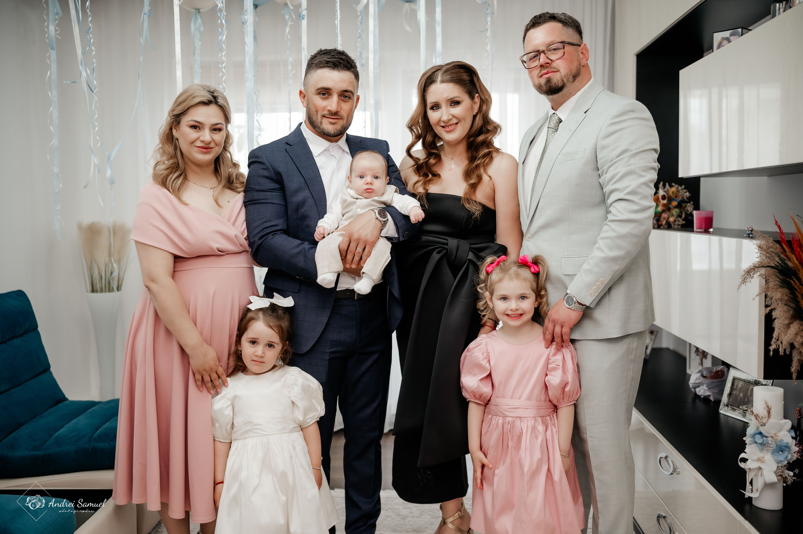 Luca Mihai. Andrei Samuel – Fotograf București | Evenimente, Studio, Imobiliare, Produs