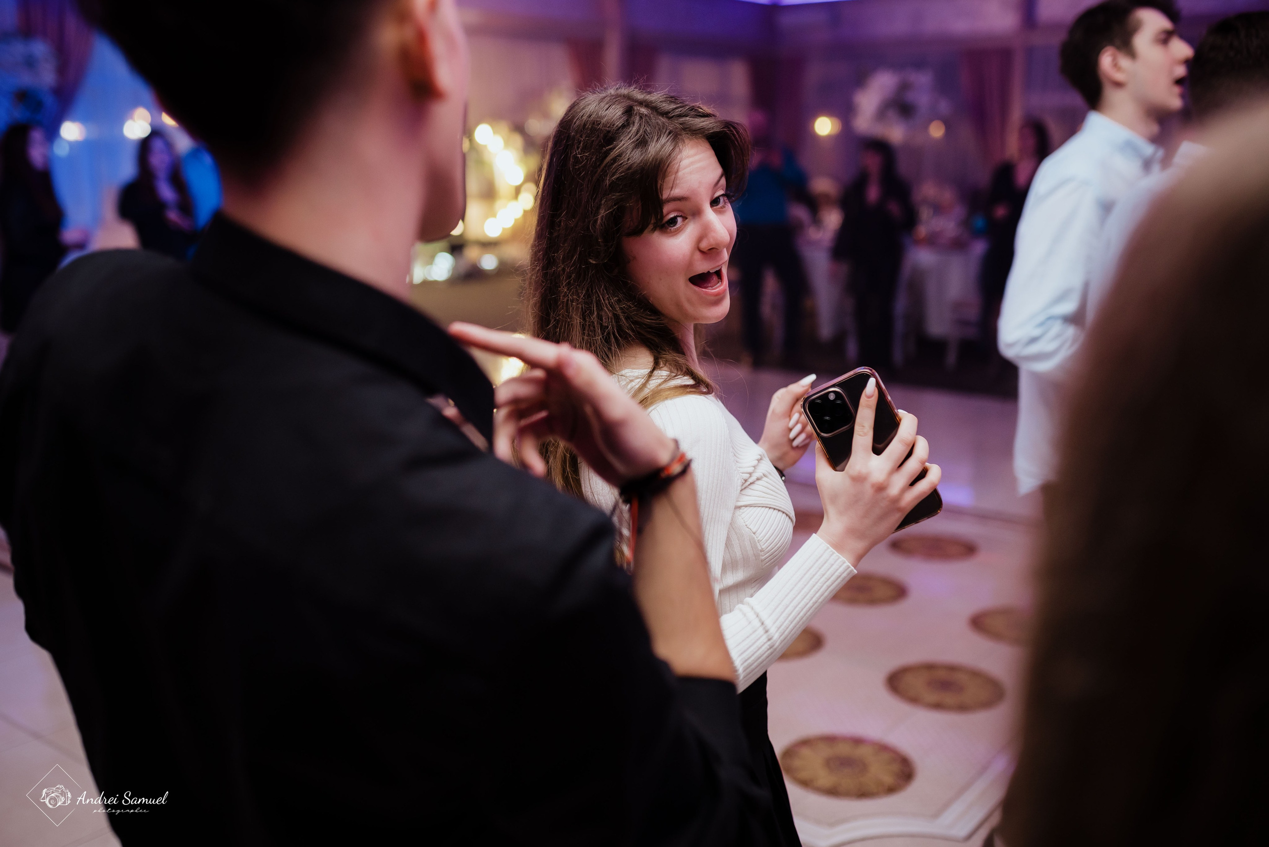 Majorat Richard. Andrei Samuel – Fotograf București | Evenimente, Studio, Imobiliare, Produs