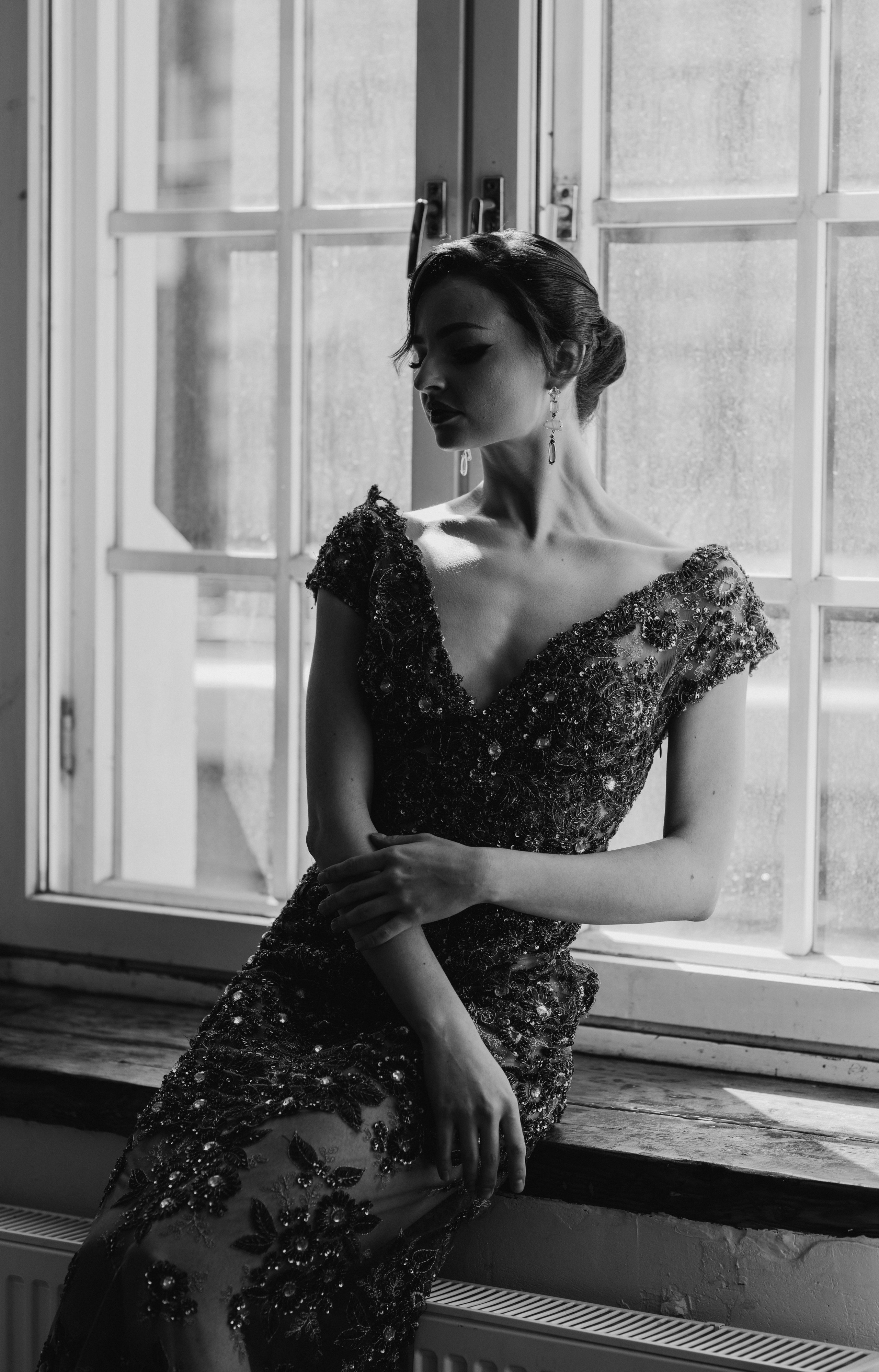 Riikka Couture, Riikka Ikäheimo, Violetta Keller, Portrait, Dancer. Wedding and potrait photographer in Helsinki Vickan O