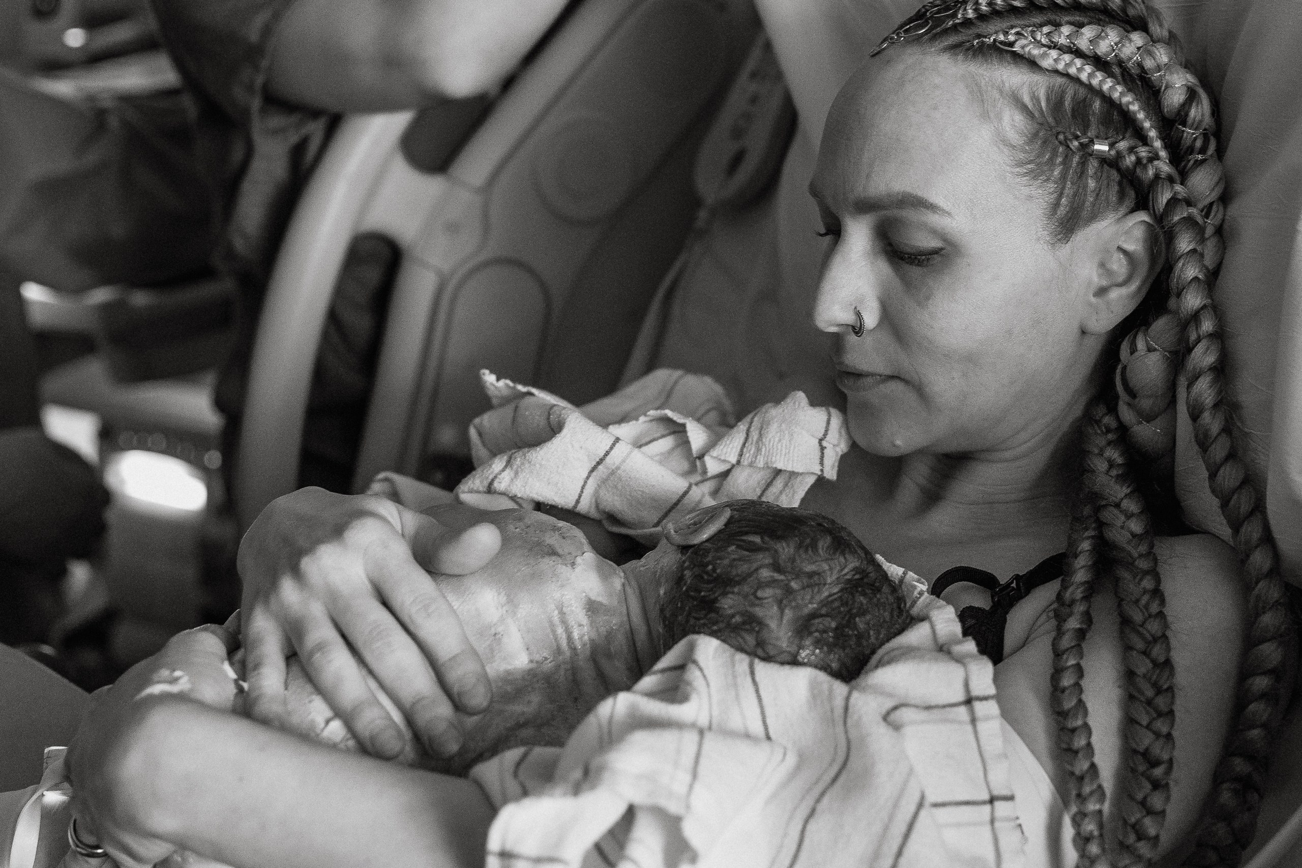 Hospital Birth Photography. Alisa Tant — Family and newborn photographer Bucks County, Montgomery county, Philadelphia, NJ