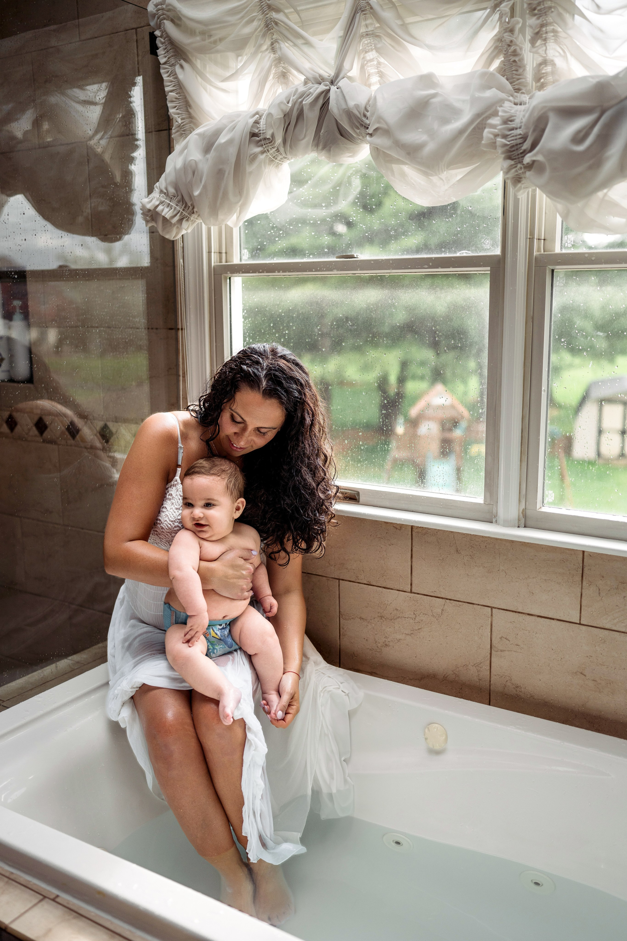 Indoor Family Photography – Warm & Relaxed Atmosphere. Alisa Tant — Family and newborn photographer Bucks County, Montgomery county, Philadelphia, NJ