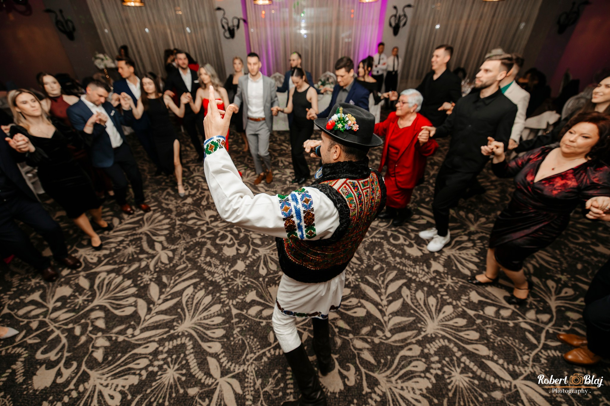 Aron. Robert Blaj - Fotograf Nuntă Iași