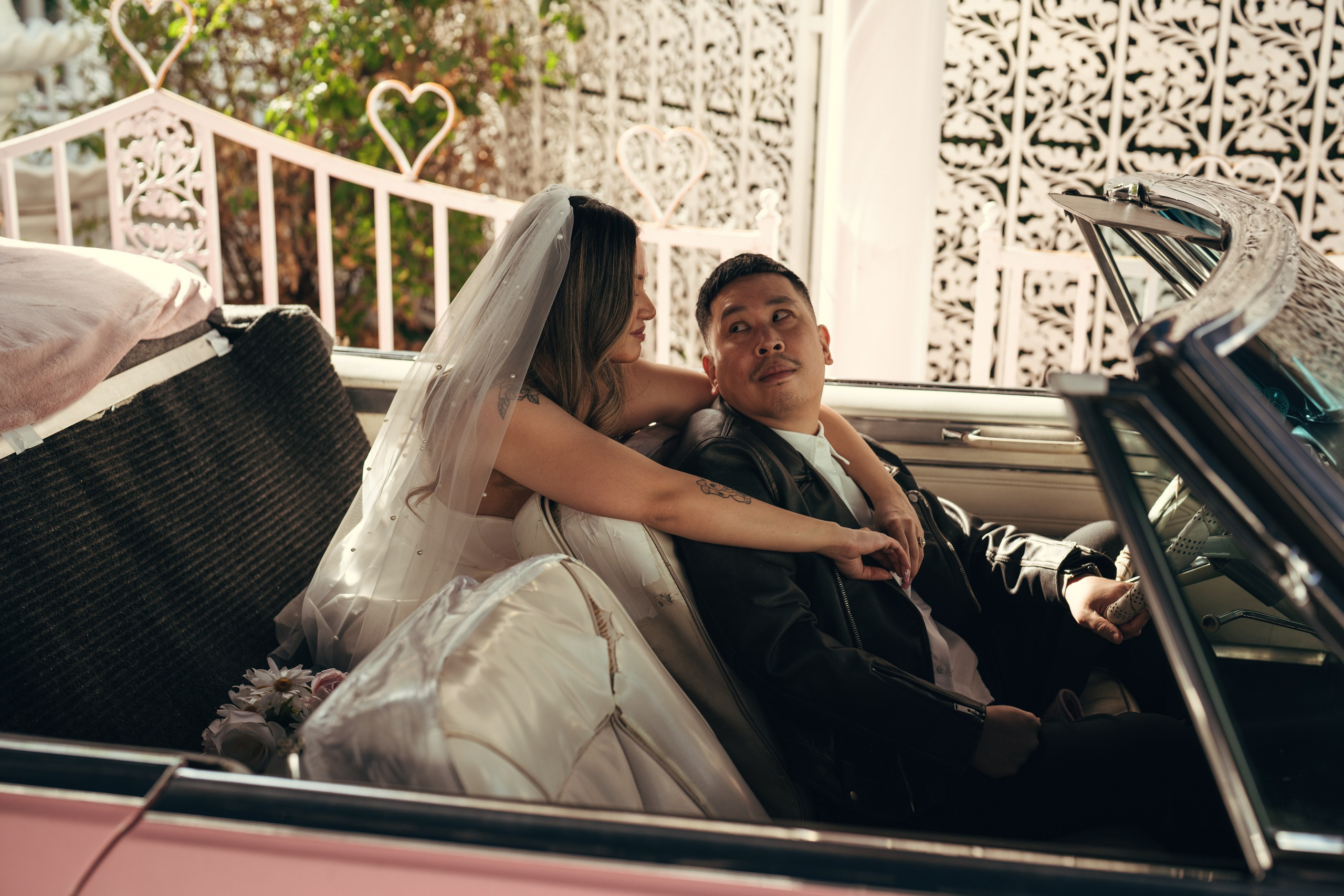 Louise&Harold. Wedding & elopement photographer Viktoriya Kravtsov. Las Vegas