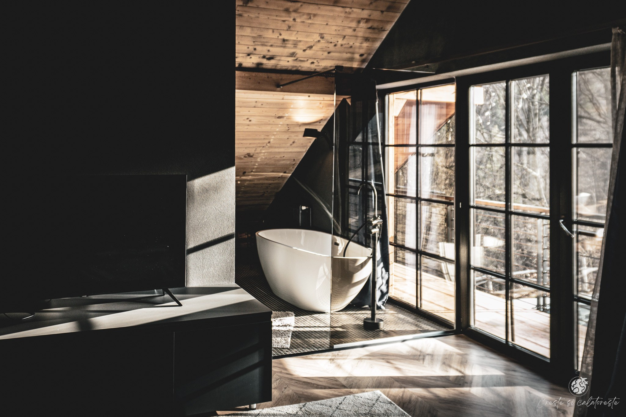 Amber Hills. Creste si calatoreste