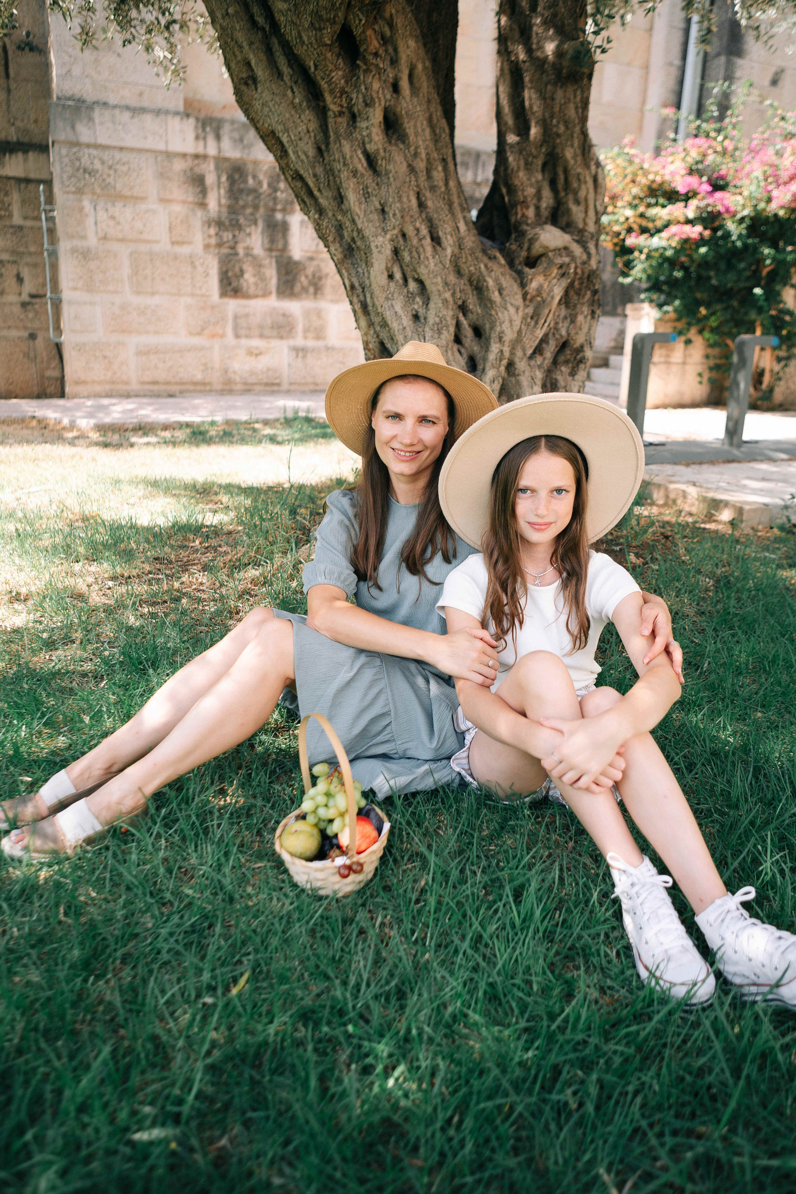 PHOTO SESSION WITH PARENTS. Https://shi-photo.com/