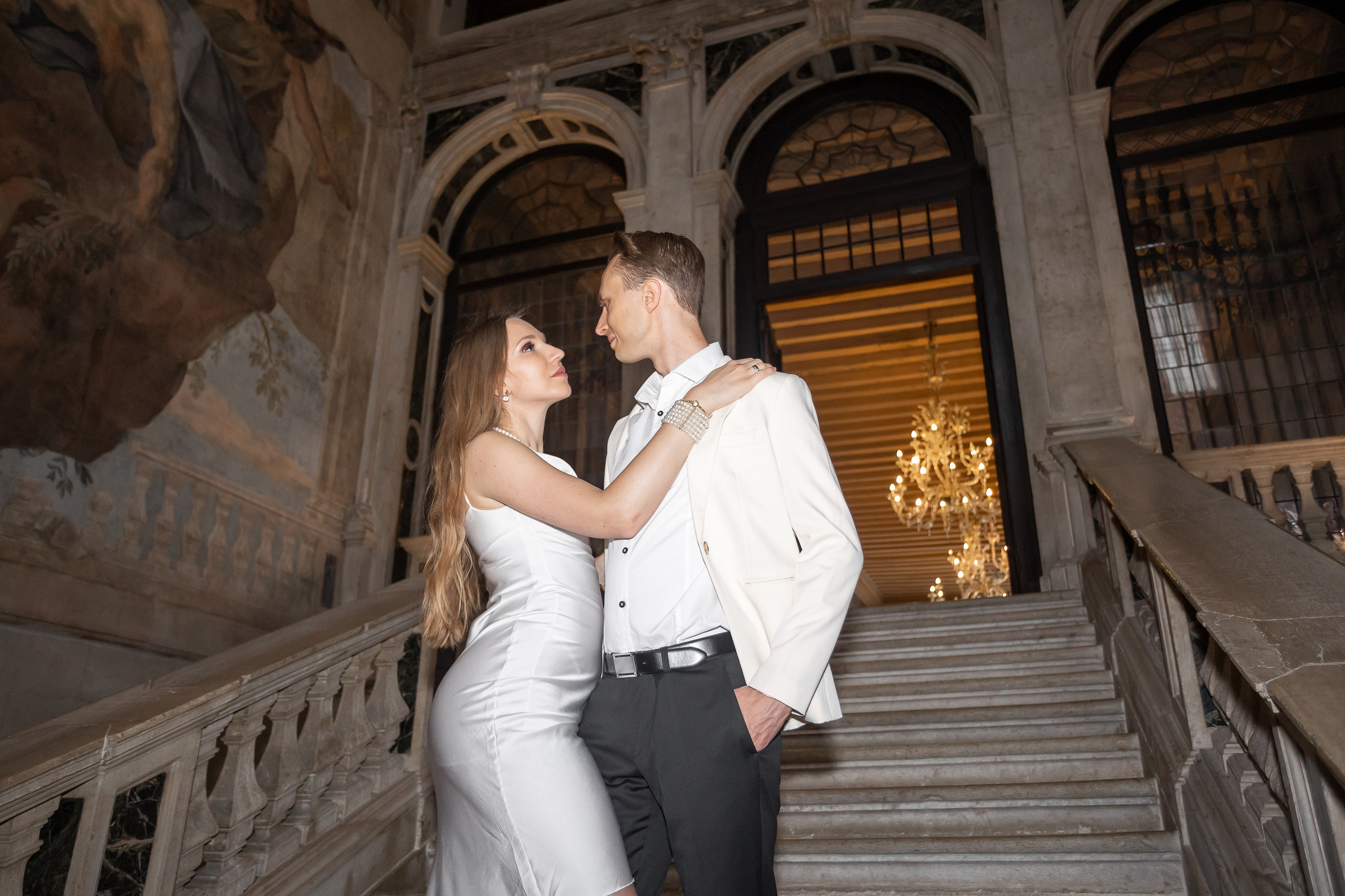 Love story in ancient palace