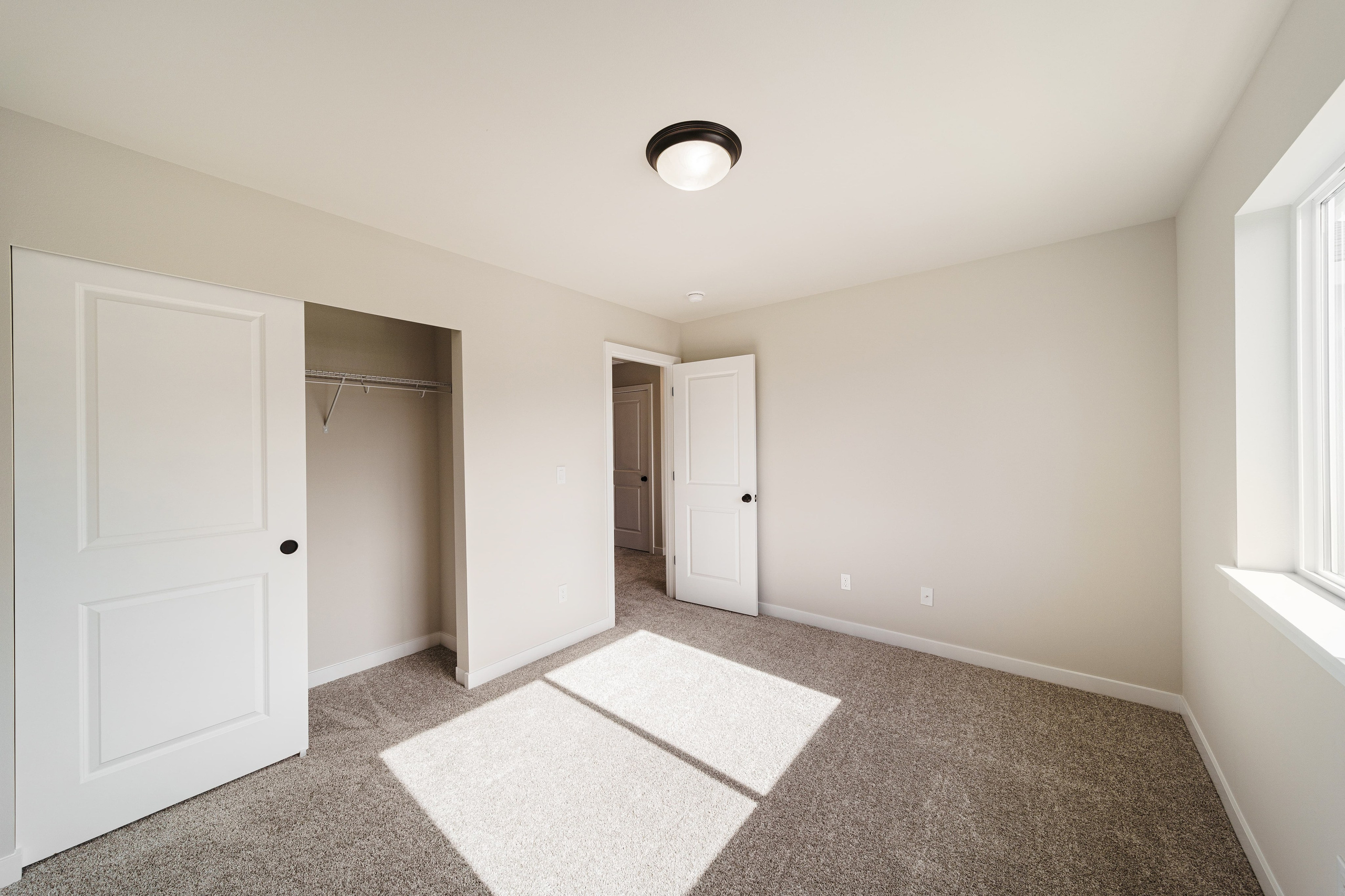 Real Estate photography. Washington state. EVAN ARISTOV WEDDING PHOTOGRAPHY — Seattle Wedding Photographer