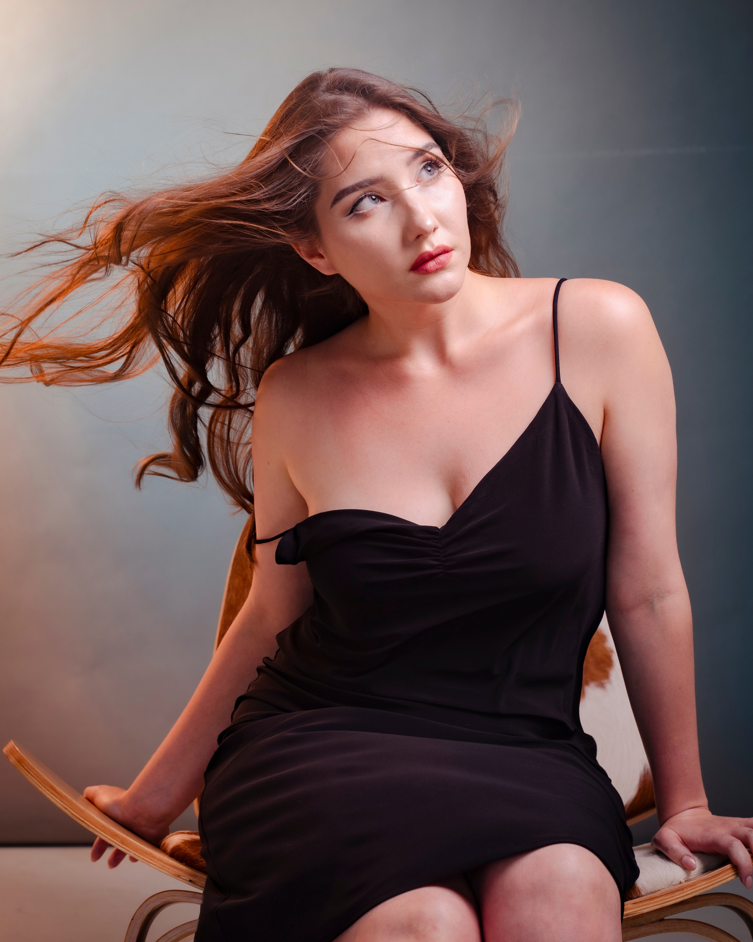 Портретная сессия Дмитрия в студии.