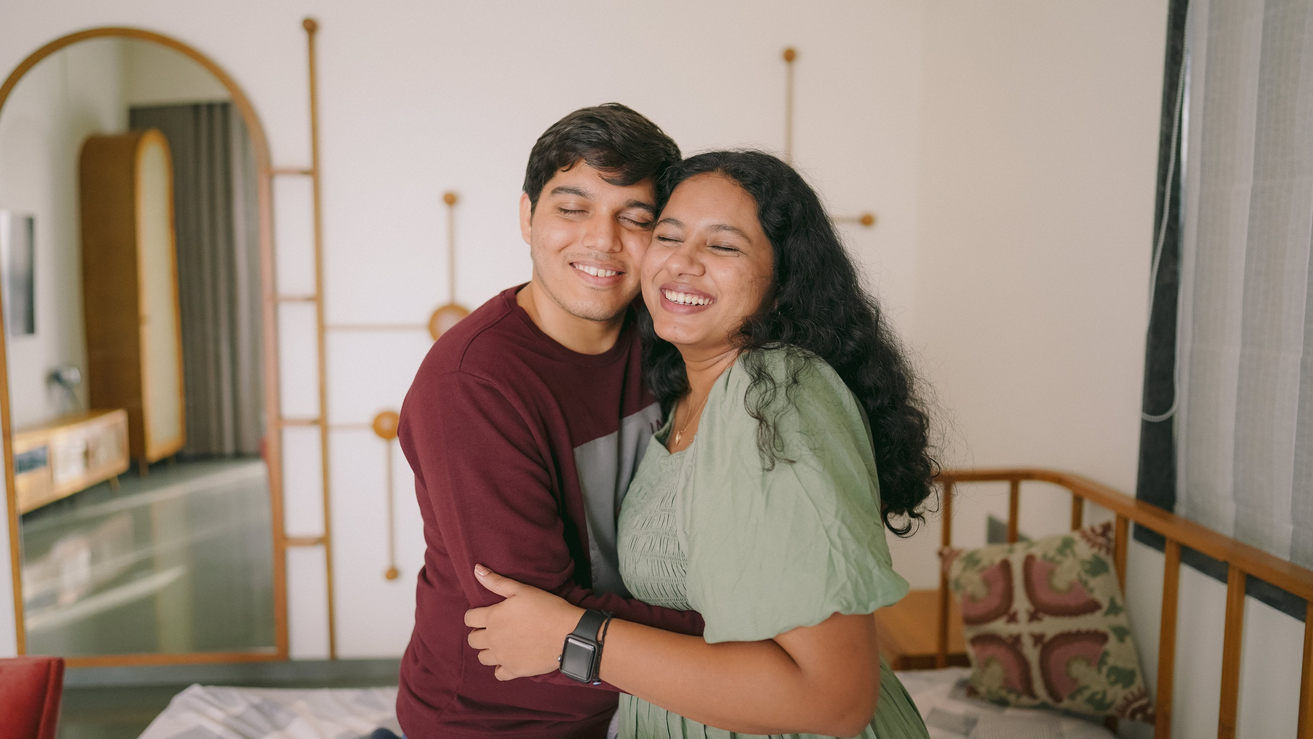 COUPLE SESSIONS. Love Emotions Weddings