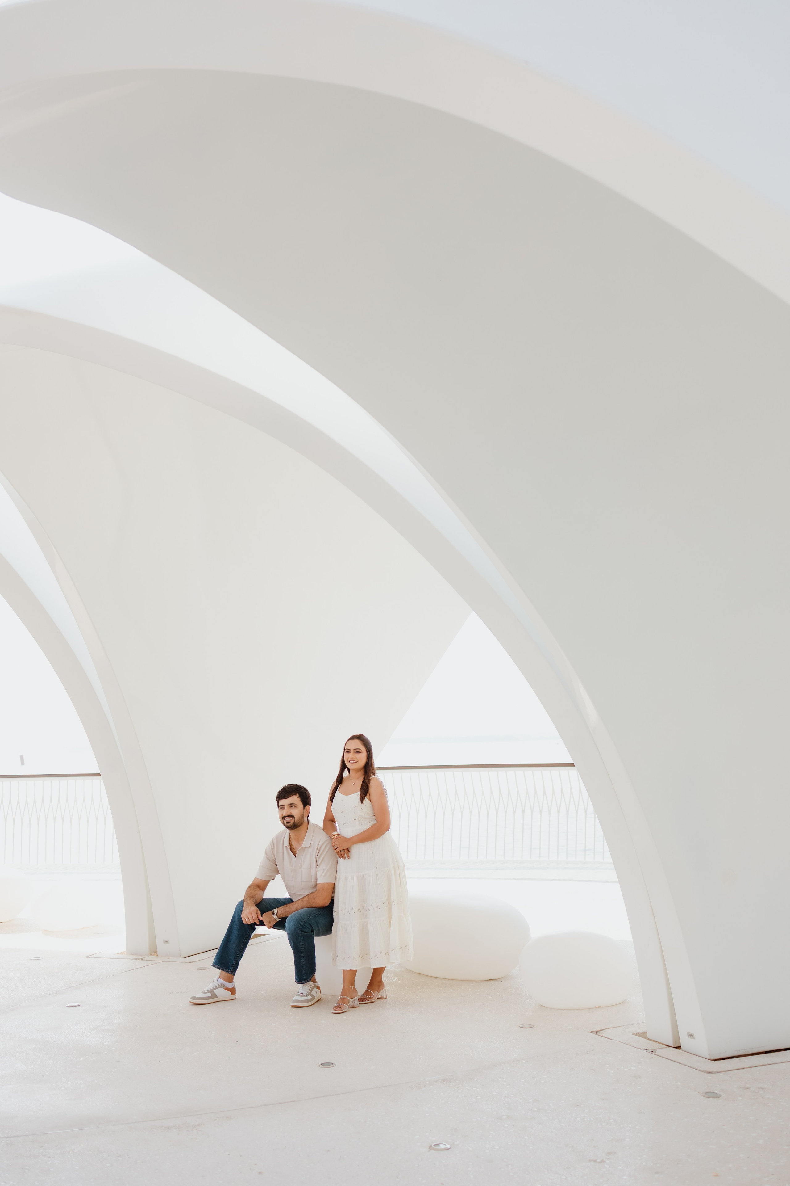 COUPLE SESSIONS. Love Emotions Weddings