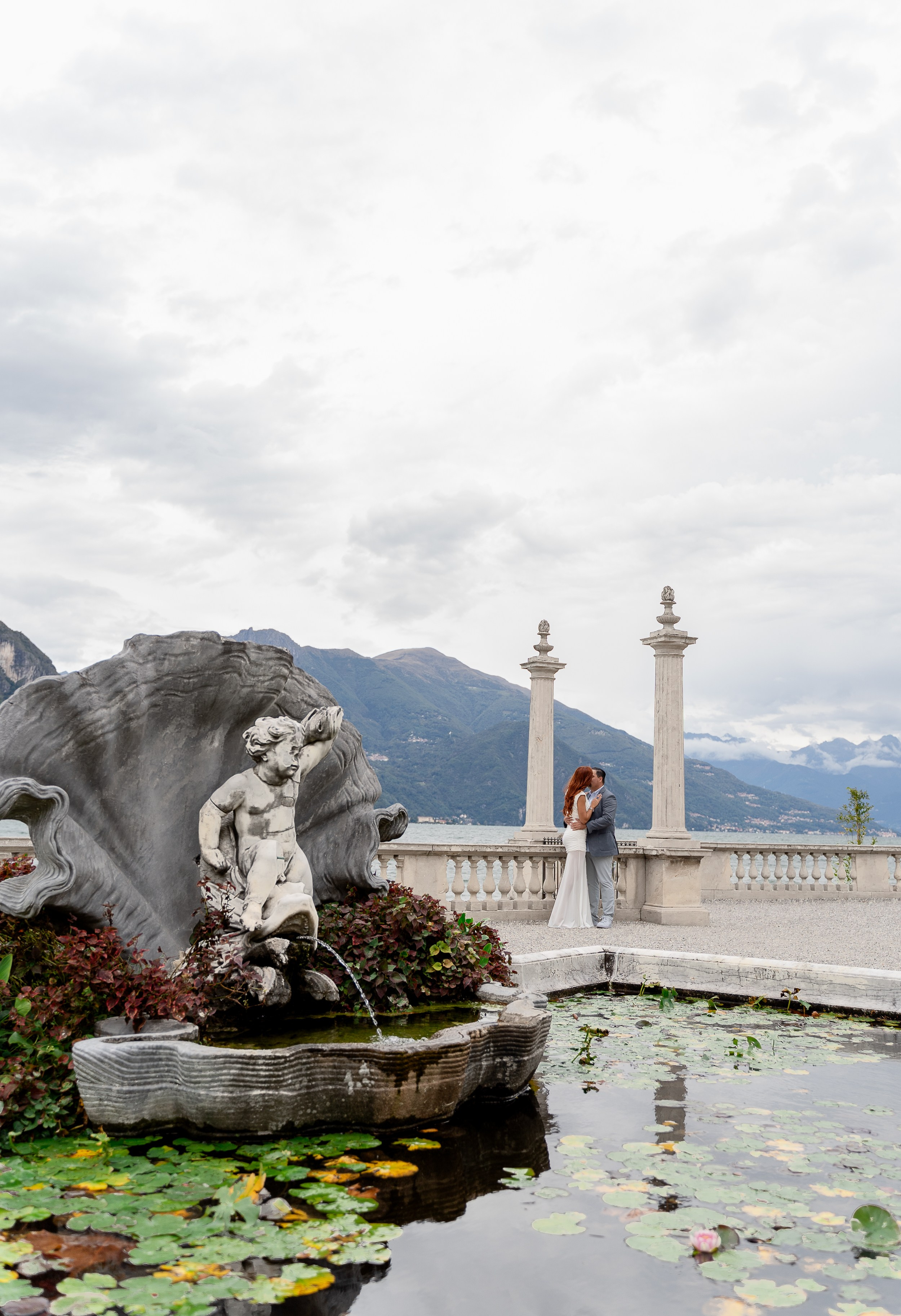 Villa Melzi Secret Proposal in Bellagio. Proposal Photographer in Lake Como