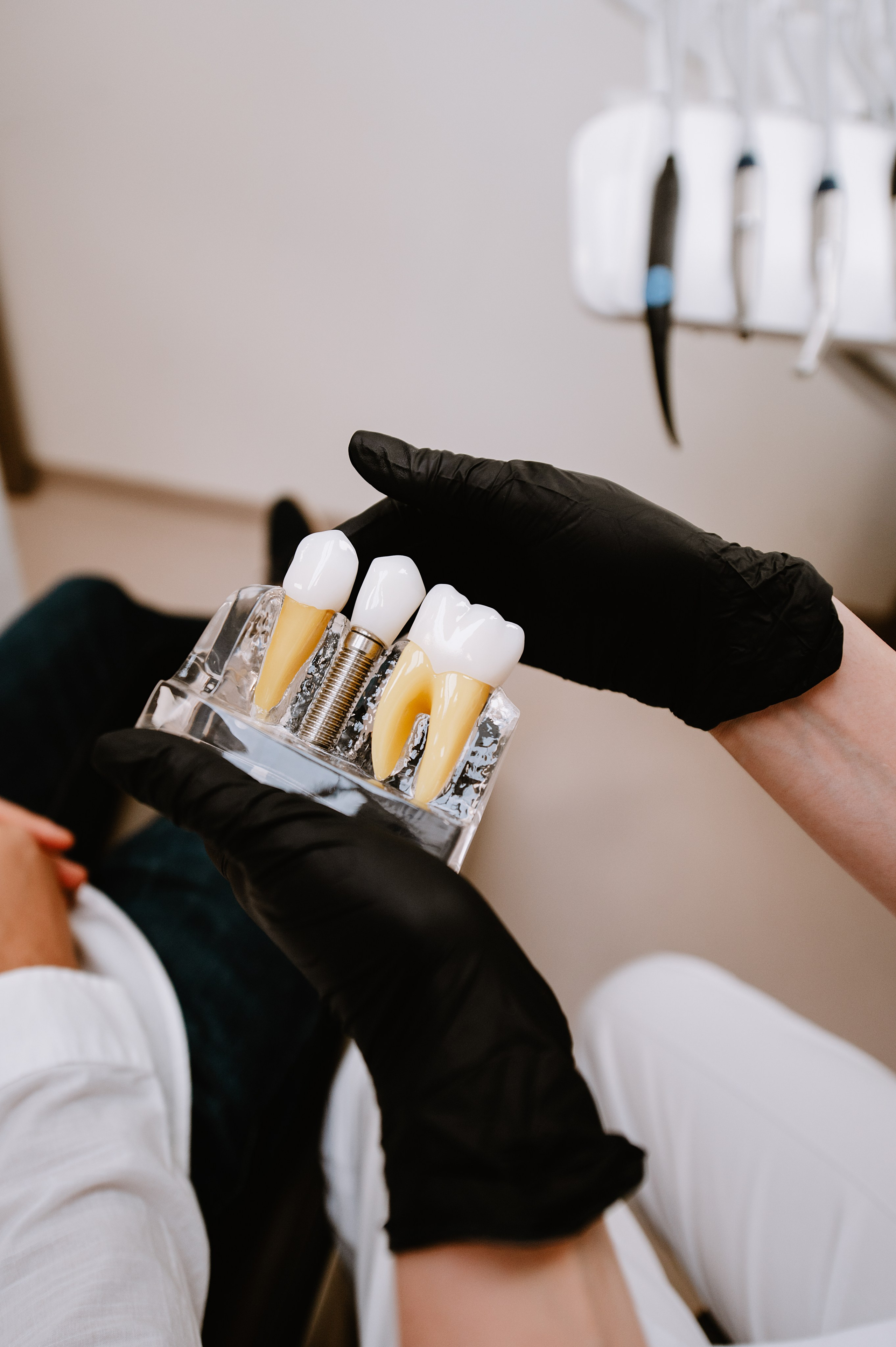 EDClinic dentistry in Prague. ANNA-MARIA PHOTO CONTENT CREATOR — фотограф, эстет, художник и визуальный эксперт в Instagram, работающий в Праге