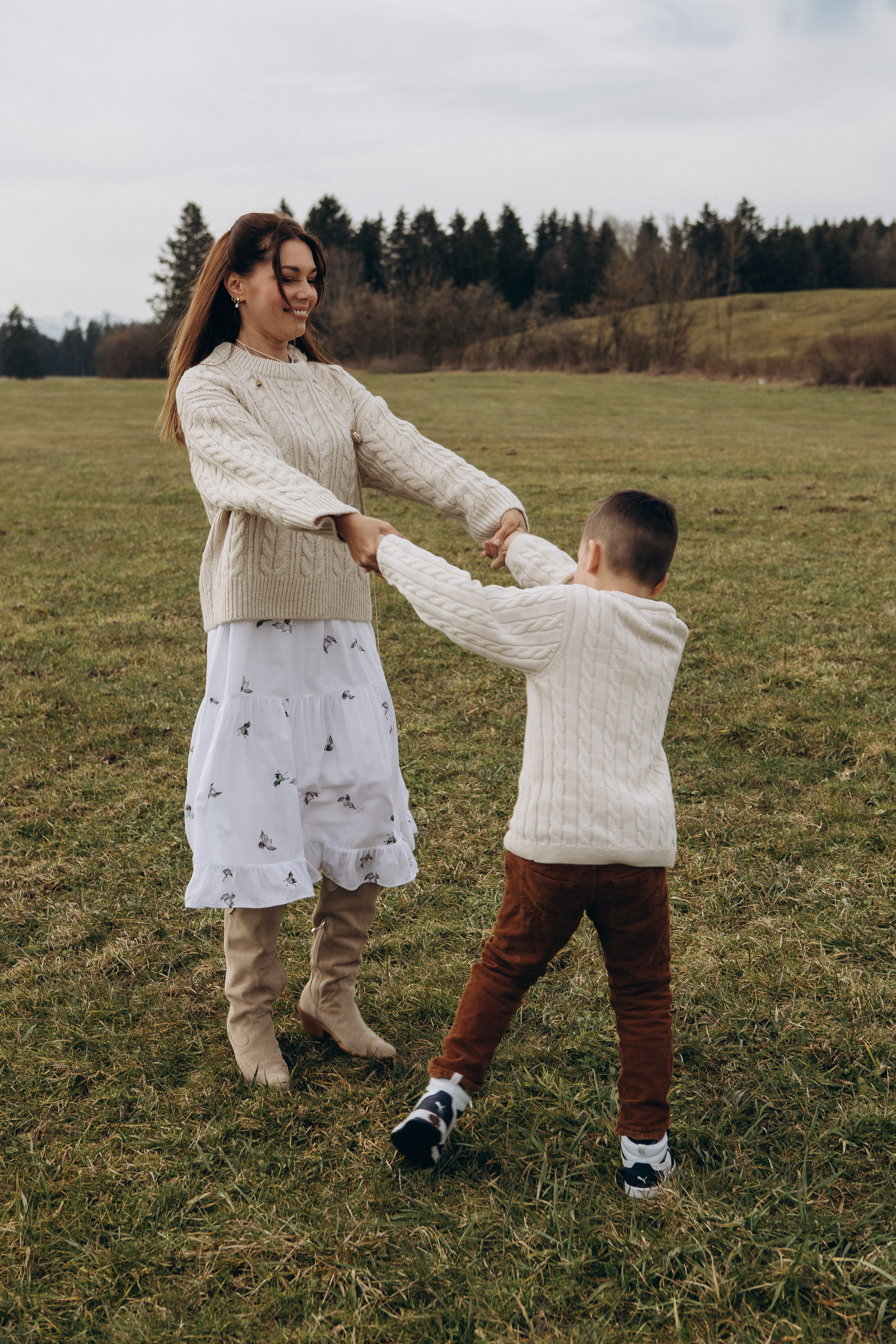 Familie / Kinder. Fotografin Larysa Chepurko| Füssen| Garmisch-Partenkirchen| Weilheim| Schongau| Murnau| München | Hochzeitsfotograf Füssen | Larysa Photo