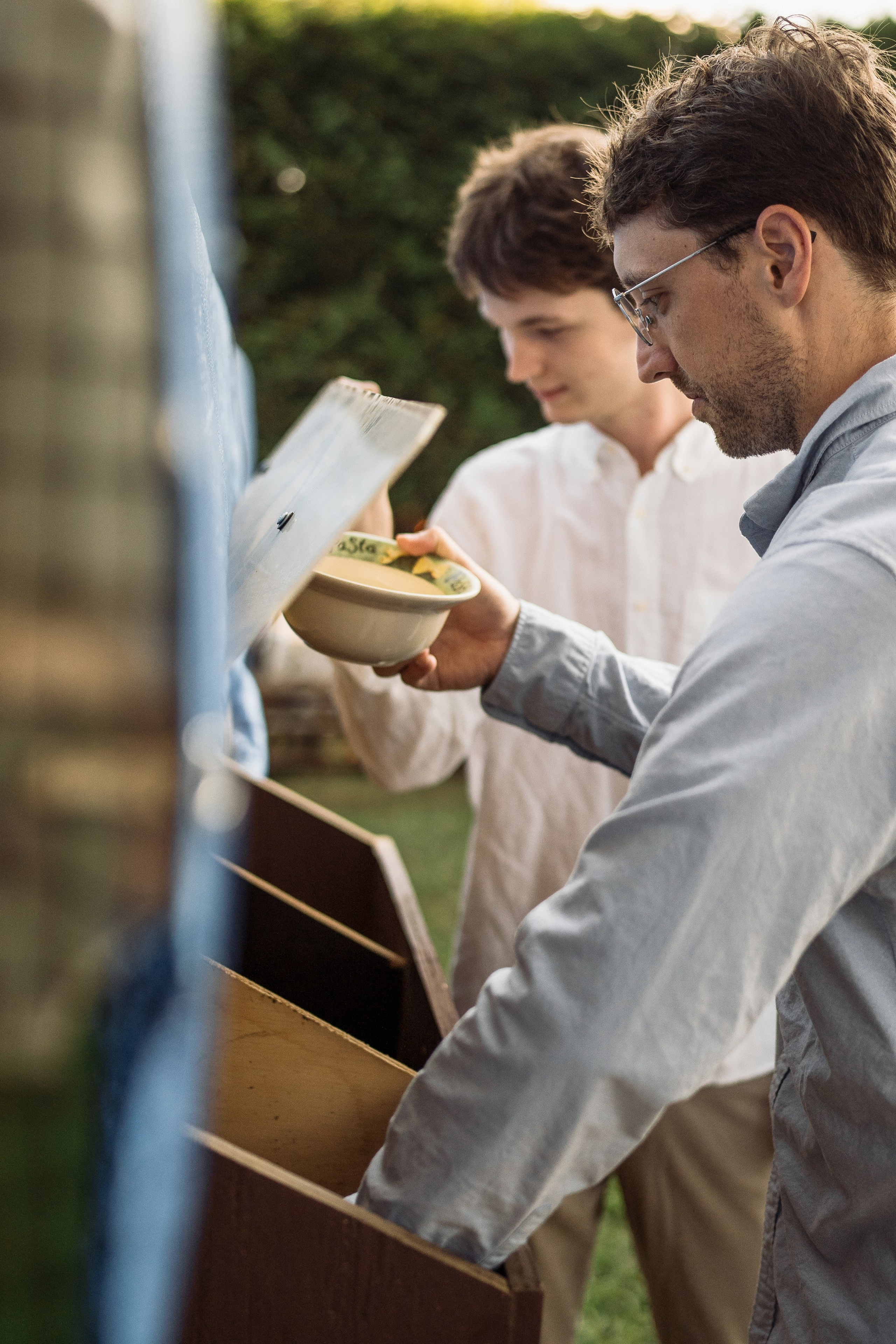 Big happy family. At home. Wedding and family photographer and videographer PA, NJ, NY, DE, MD