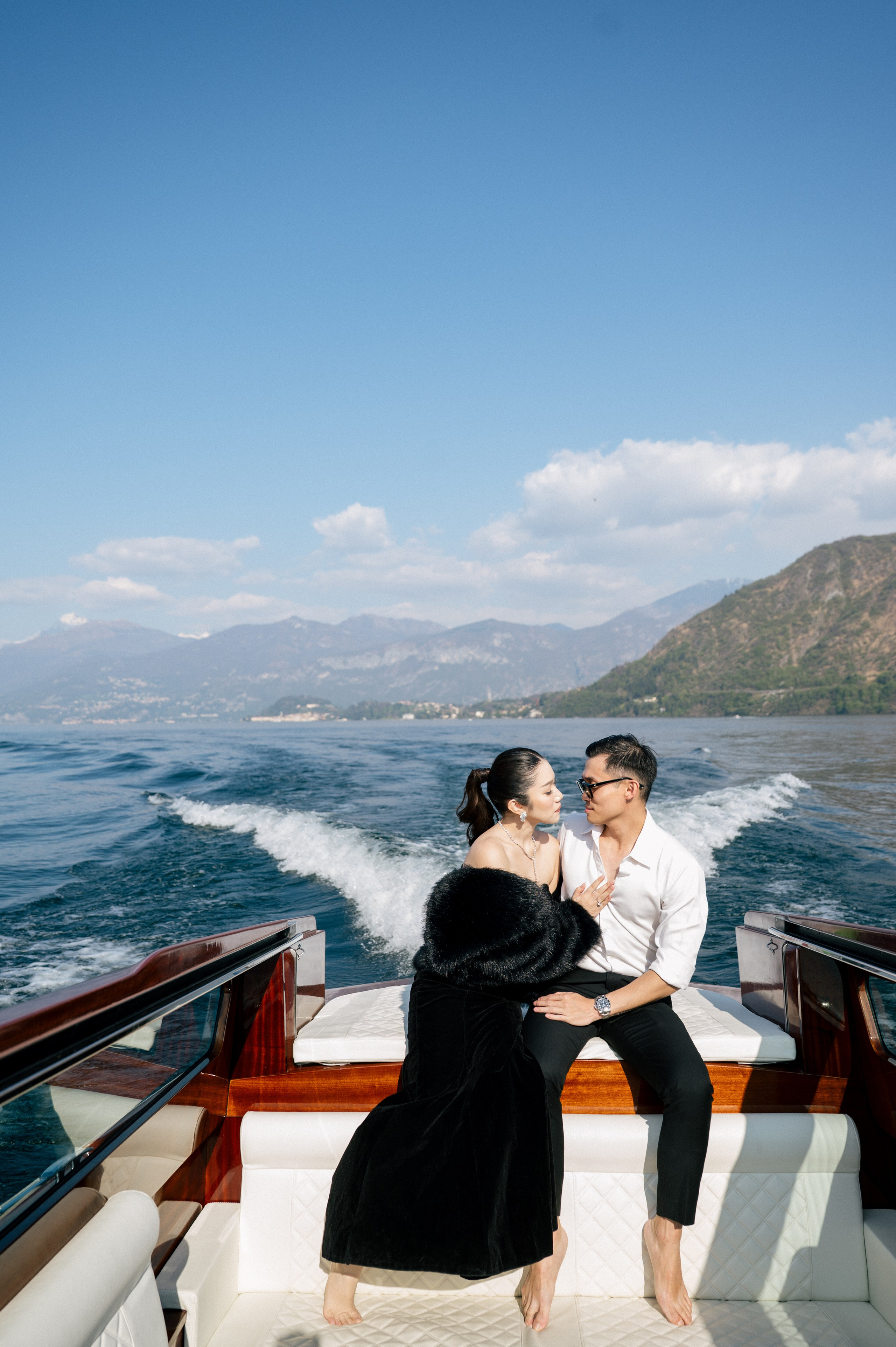 Lake Como. Lake Como Photographer — Proposal | Wedding | Elopement