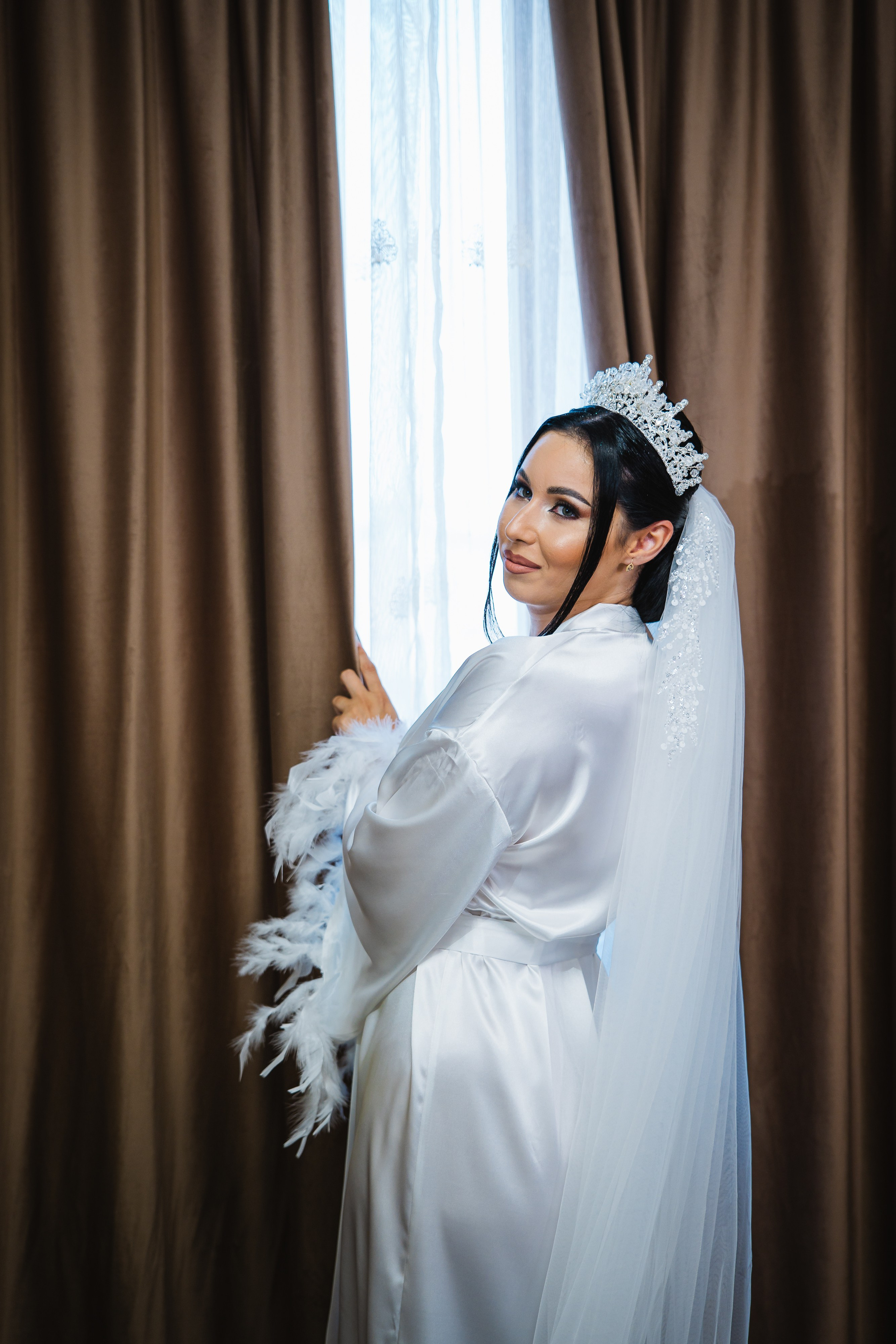 Bella & Adi. Foto Studio — Fotograf de evenimente, nunti, botezuri, portrete