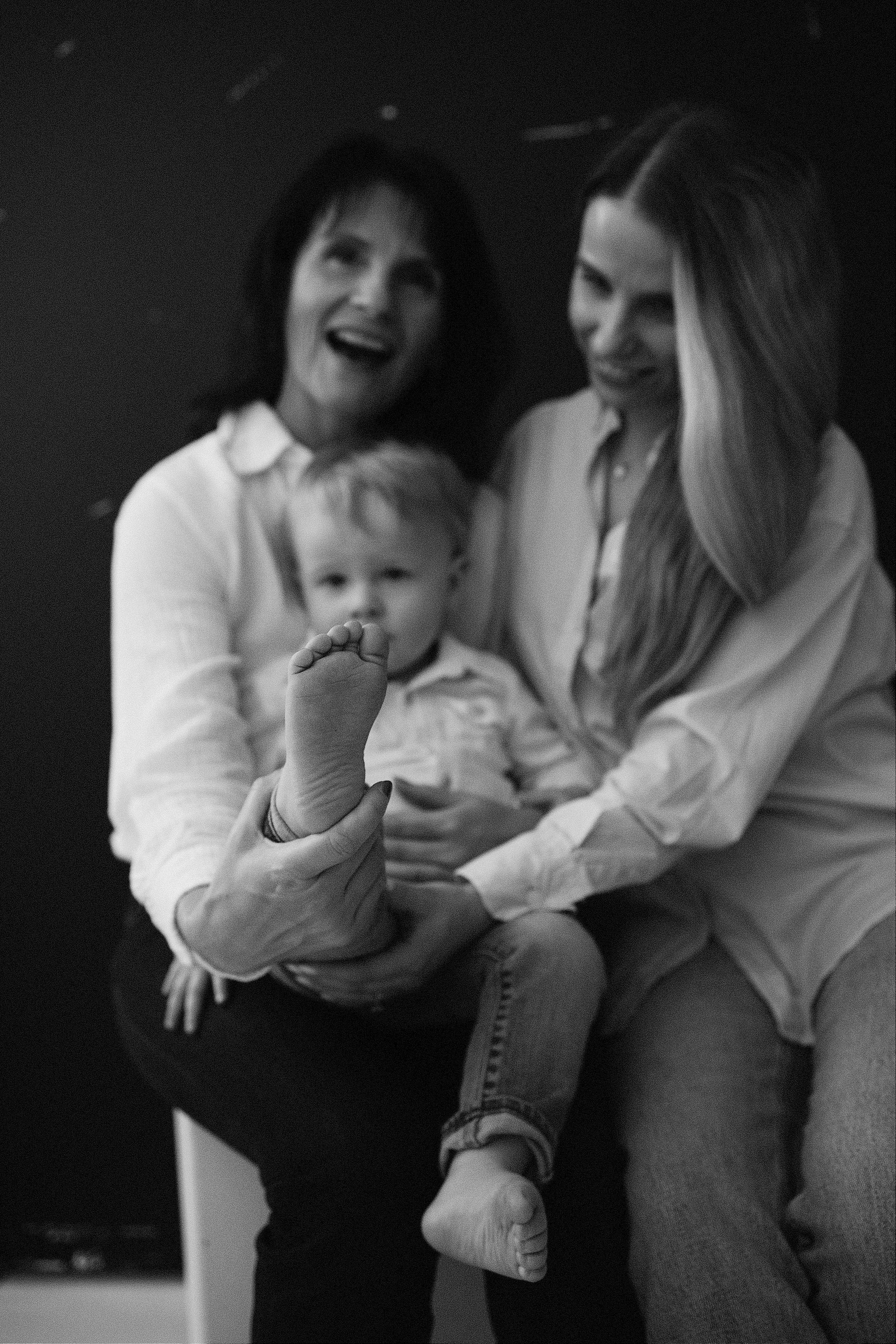 K. Rawnoir- Portrait photography by Daria Paliy.Timeless black&white portraits of women in NYC area