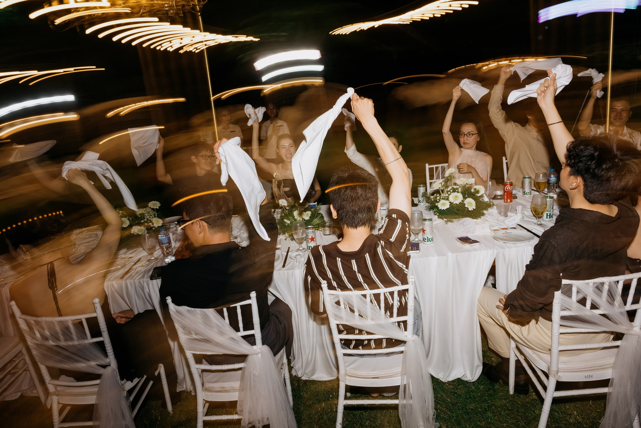 DIEU & THINH/Destination Wedding. Nhiếp ảnh gia đám cưới hàng đầu tại Thành Phố Hồ Chí Minh