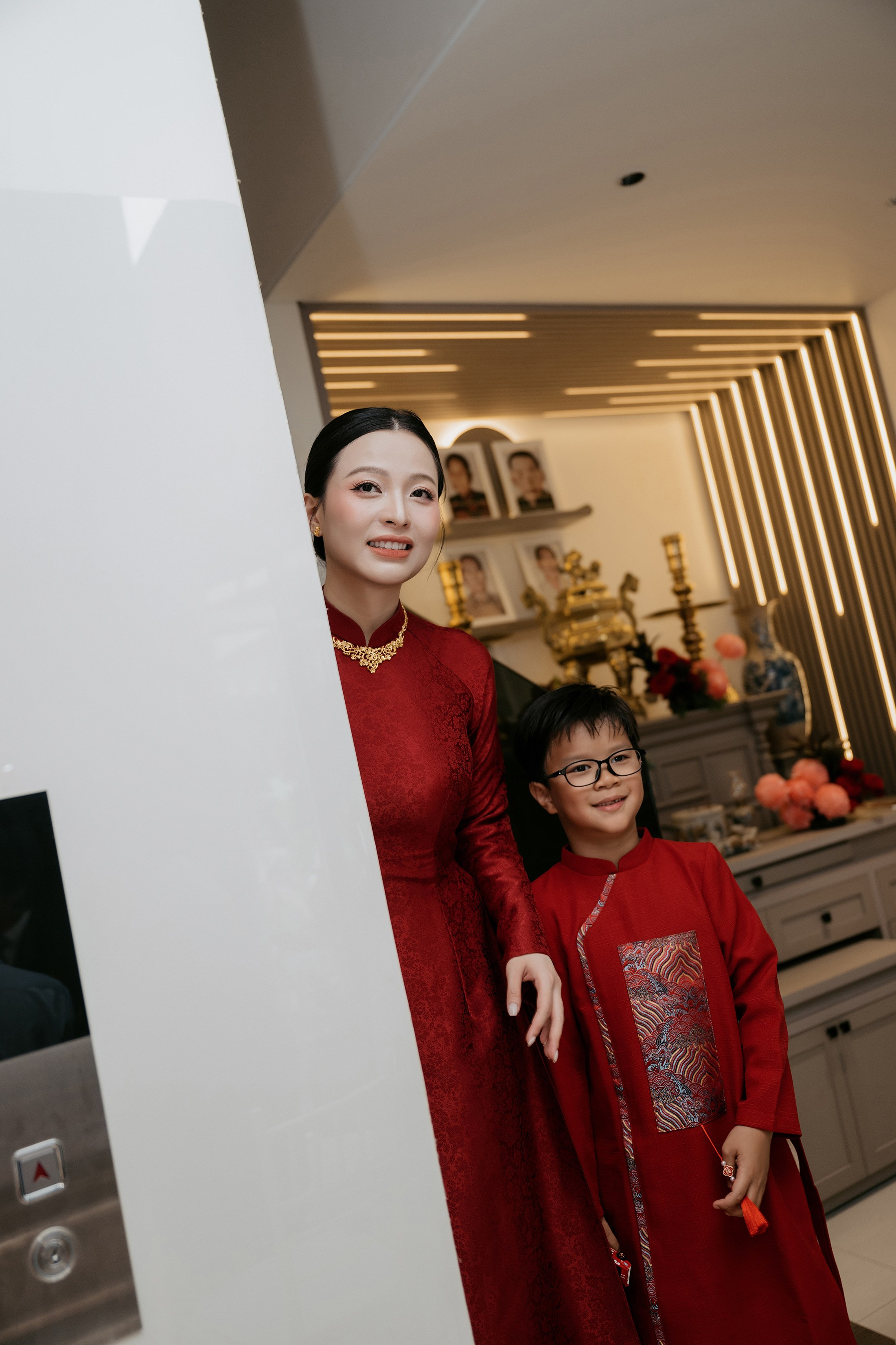 YEN LINH & HOANG QUY / Wedding Ceremony. Nhiếp ảnh gia đám cưới hàng đầu tại Thành Phố Hồ Chí Minh
