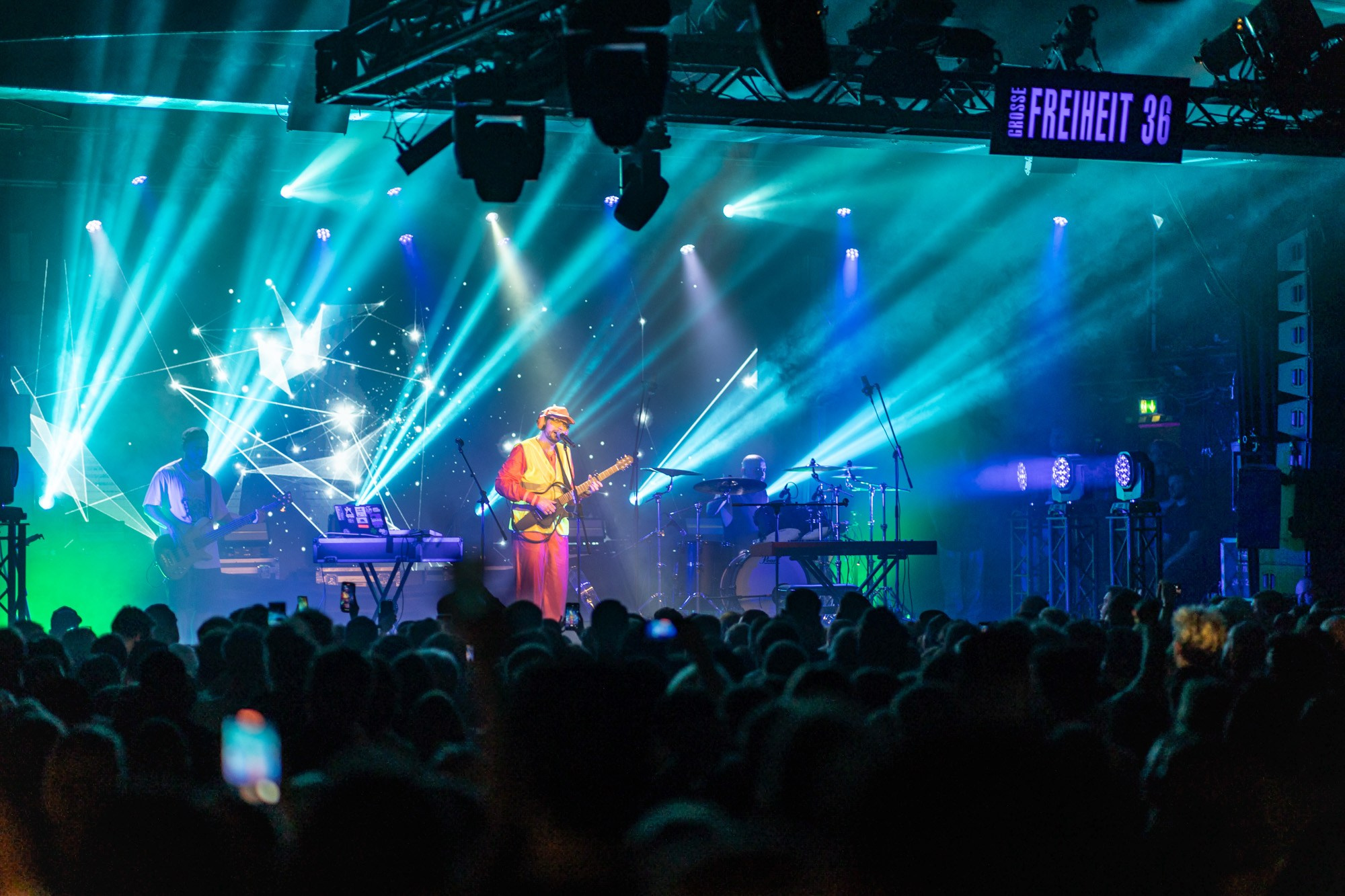 Noise MC. Dmitrii Lukinykh | Visuelles Storytelling & Cinematische Fotografie in Hamburg