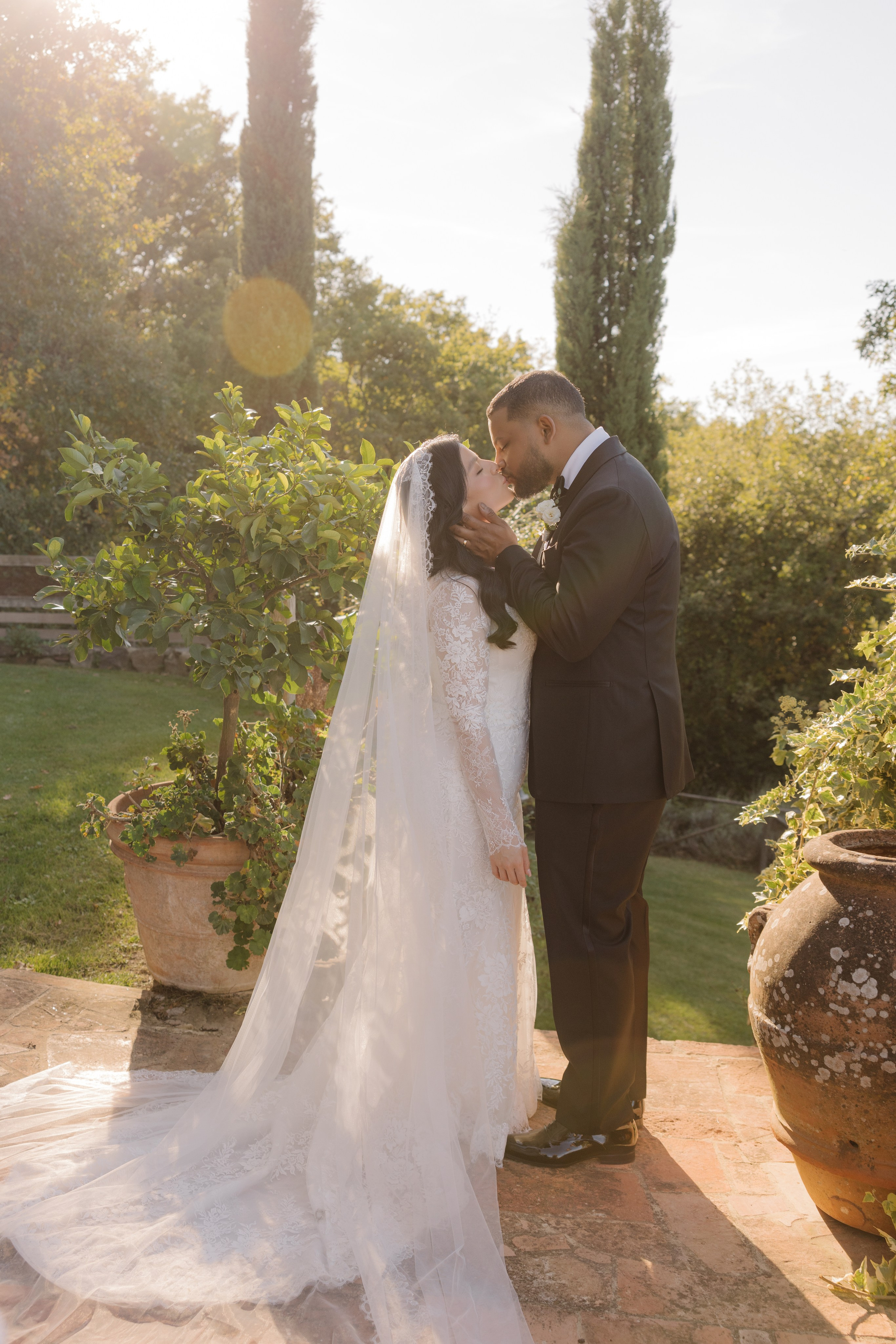 Mitcell&Melanie digital. Wedding photographer Italy