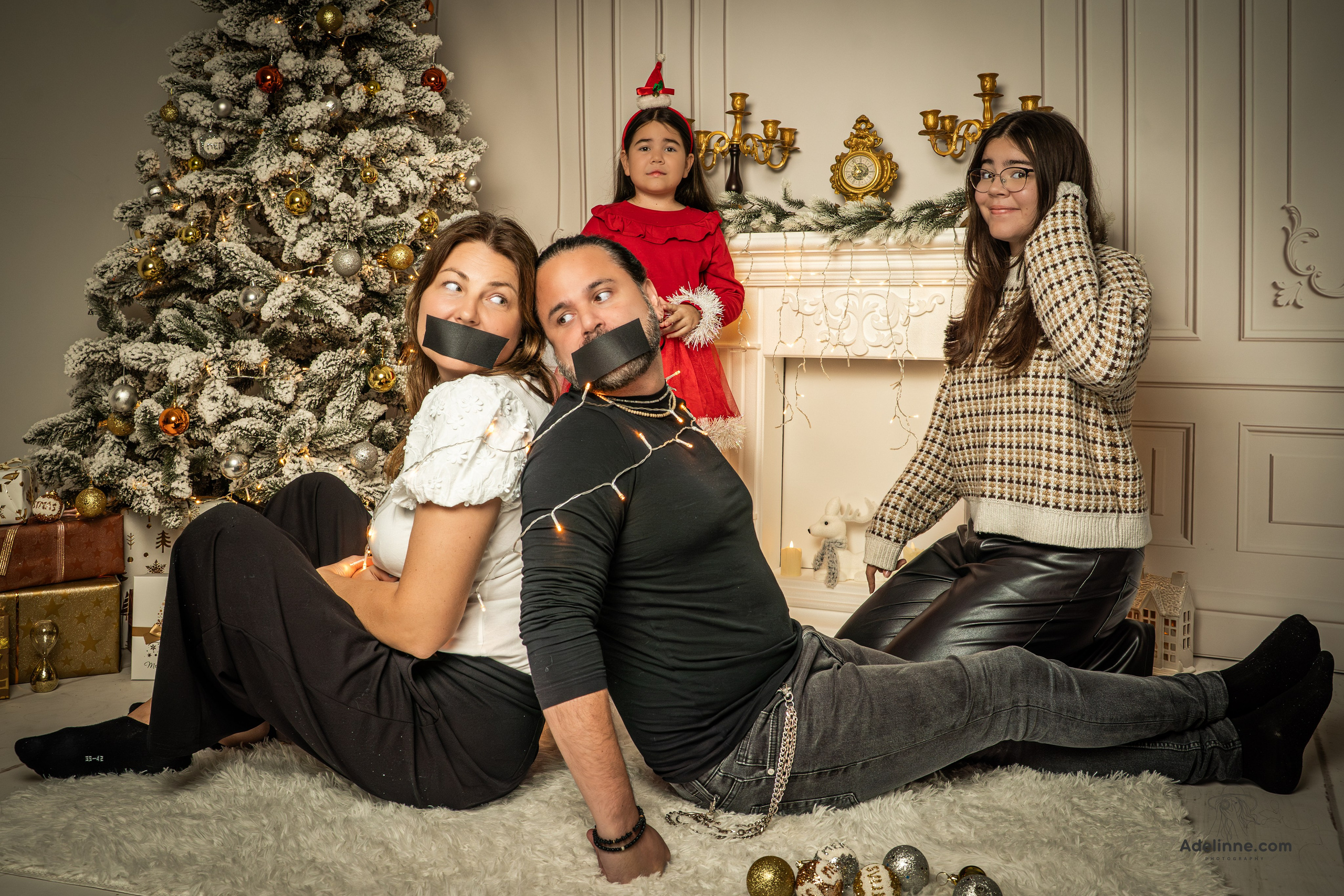 Album Mazo’s Christmas. Adelinne — fotograf profesionist în Constanța pentru familii, bebeluși și evenimente