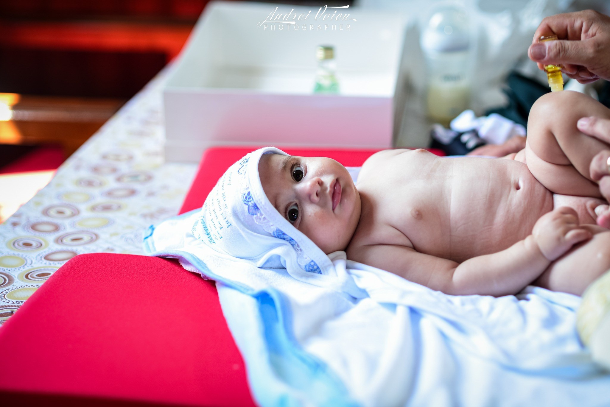 Fotografia de botez. Andrei Voicu Fotograf. Povești nescrise, surprinse atent