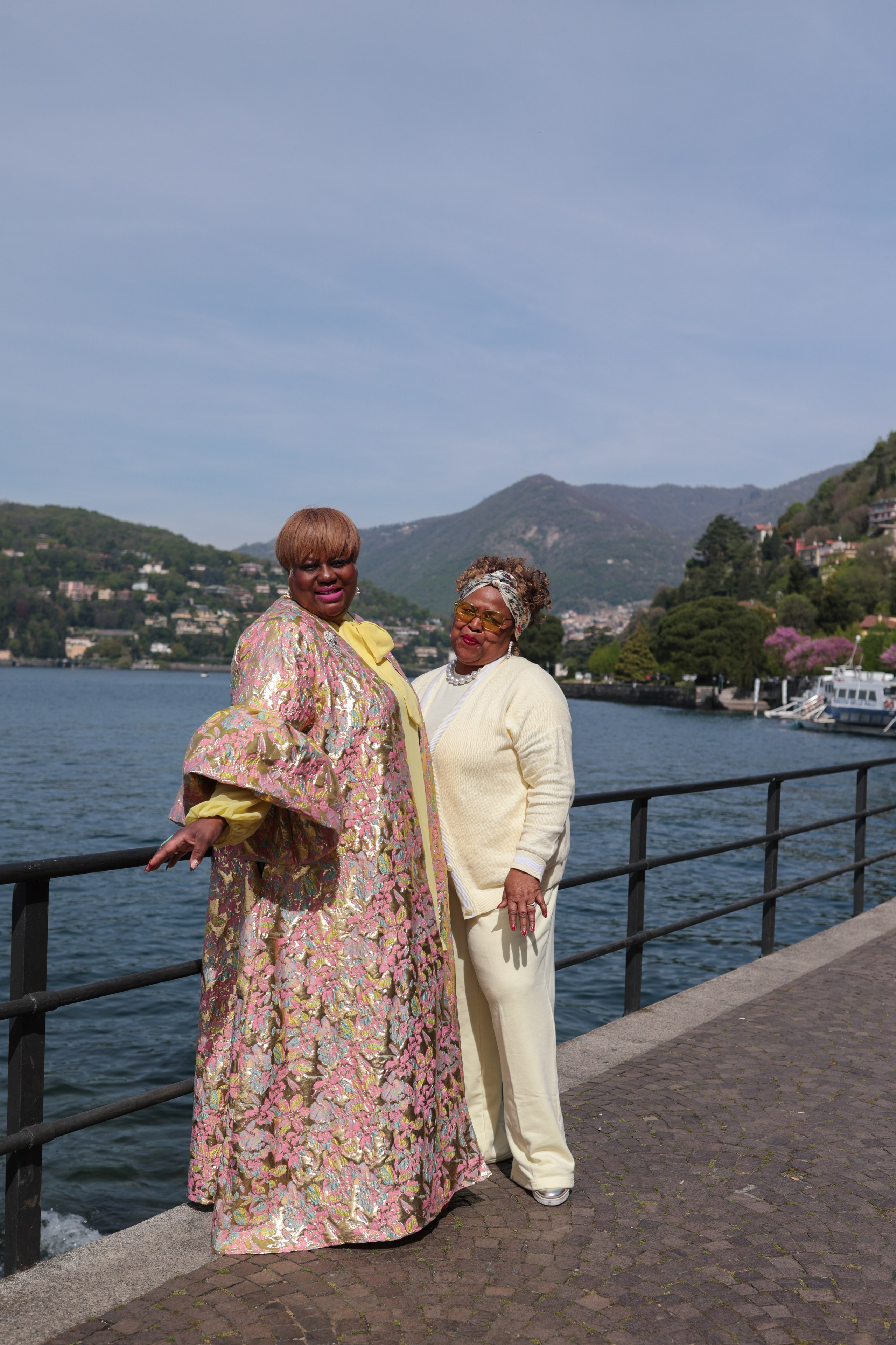 Girls Trip Como. Photographer in Milan |Mila Pro Photo