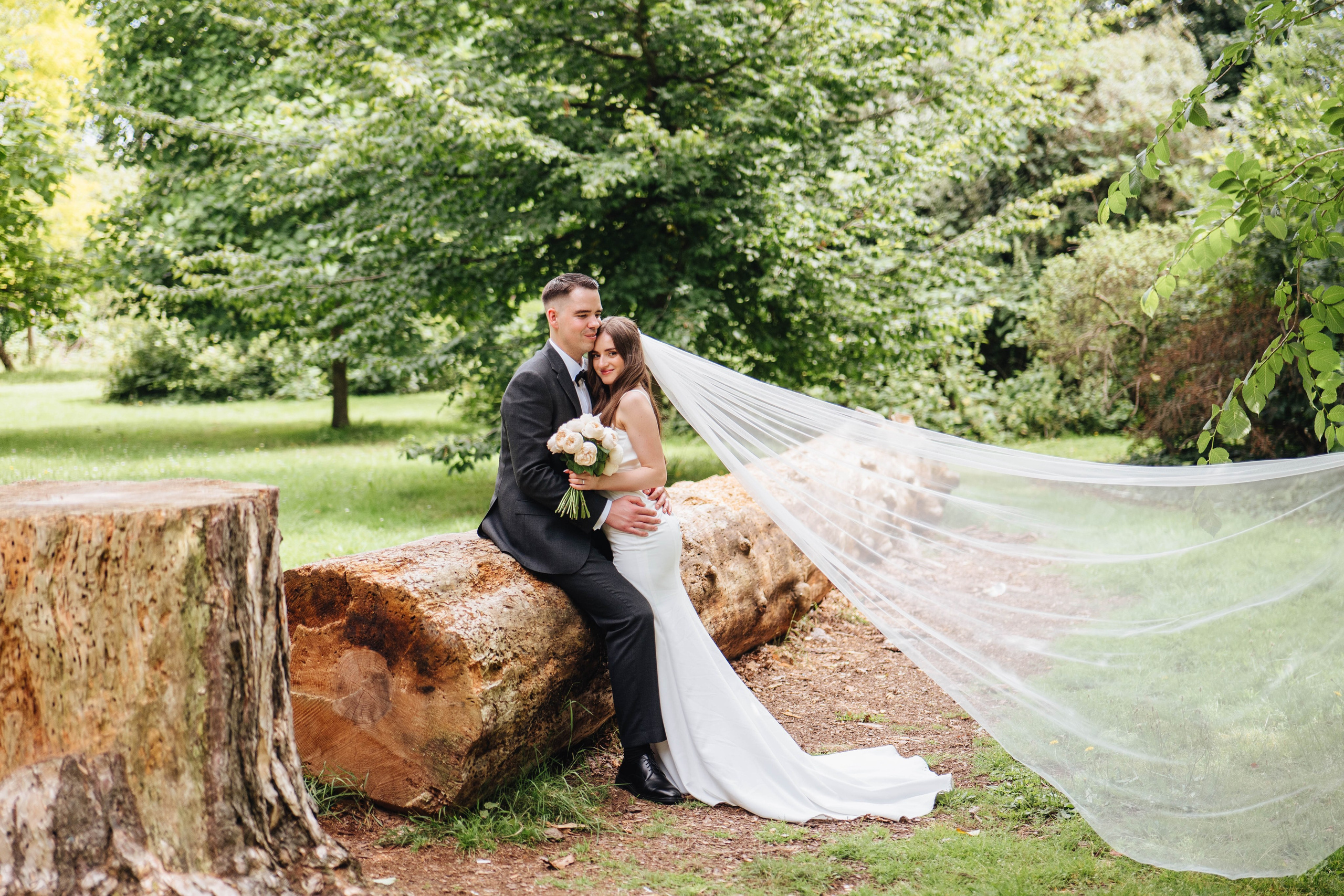 Wedding in Dalson, London, UK. Wedding and family photographer in London