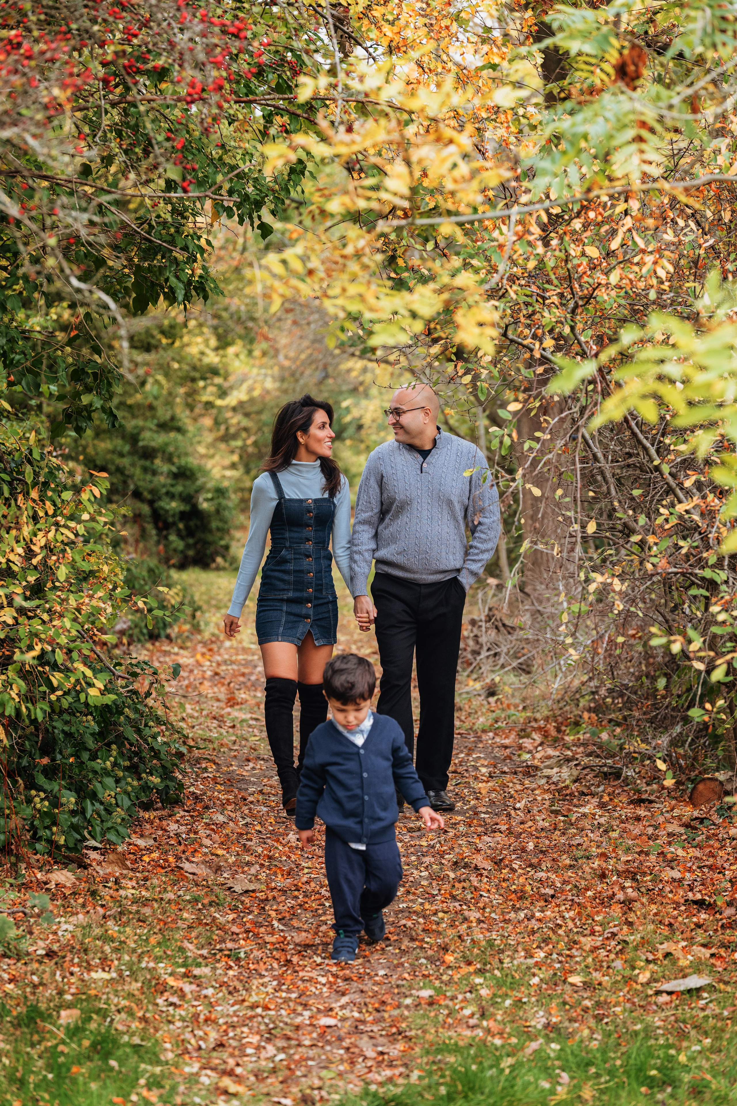 Family autumn. Wedding and family photographer in London