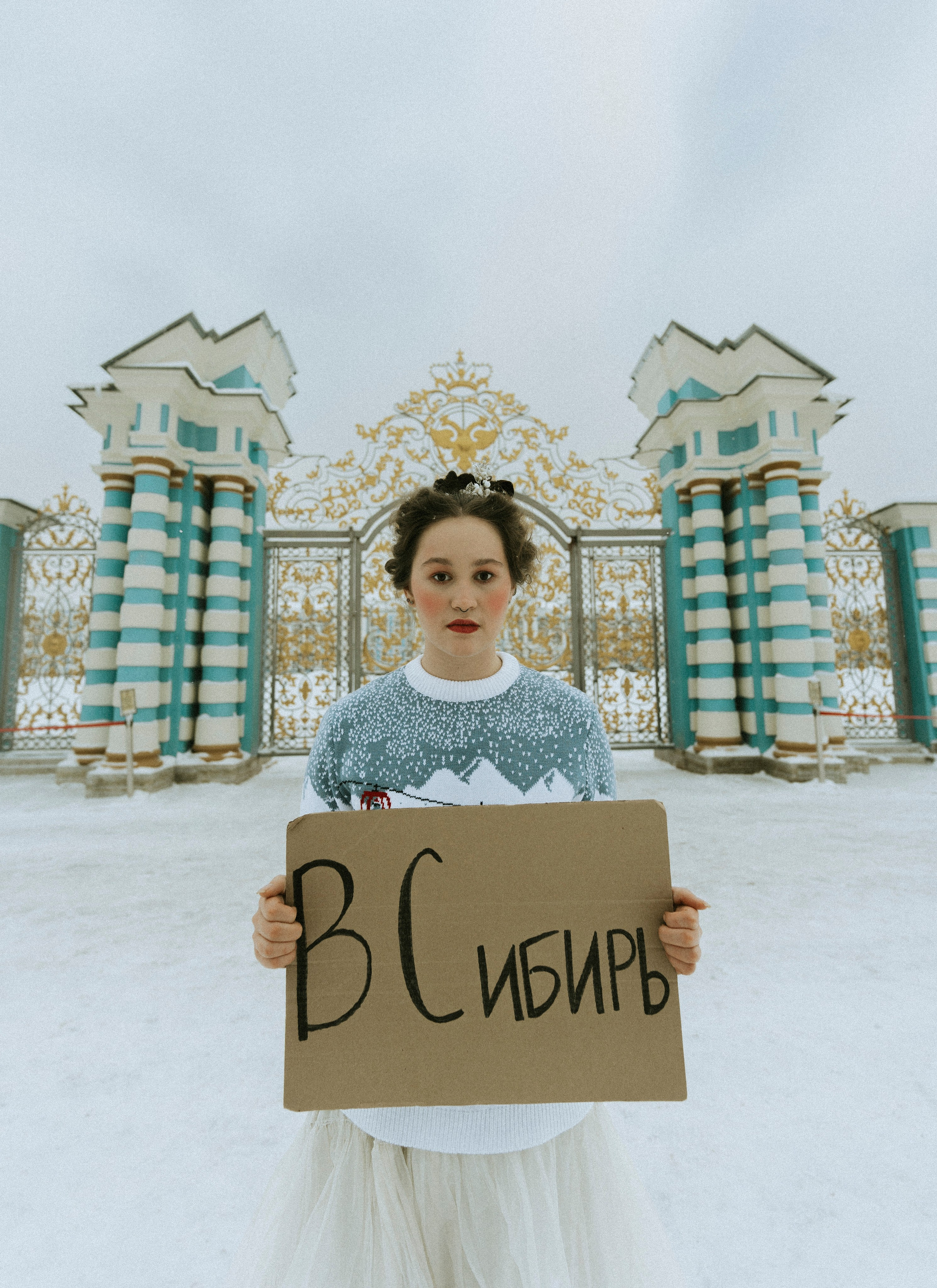 ДЕКАБРИСТКИ. Стрит-фотография, полная абсурда, идиотизма и красоты