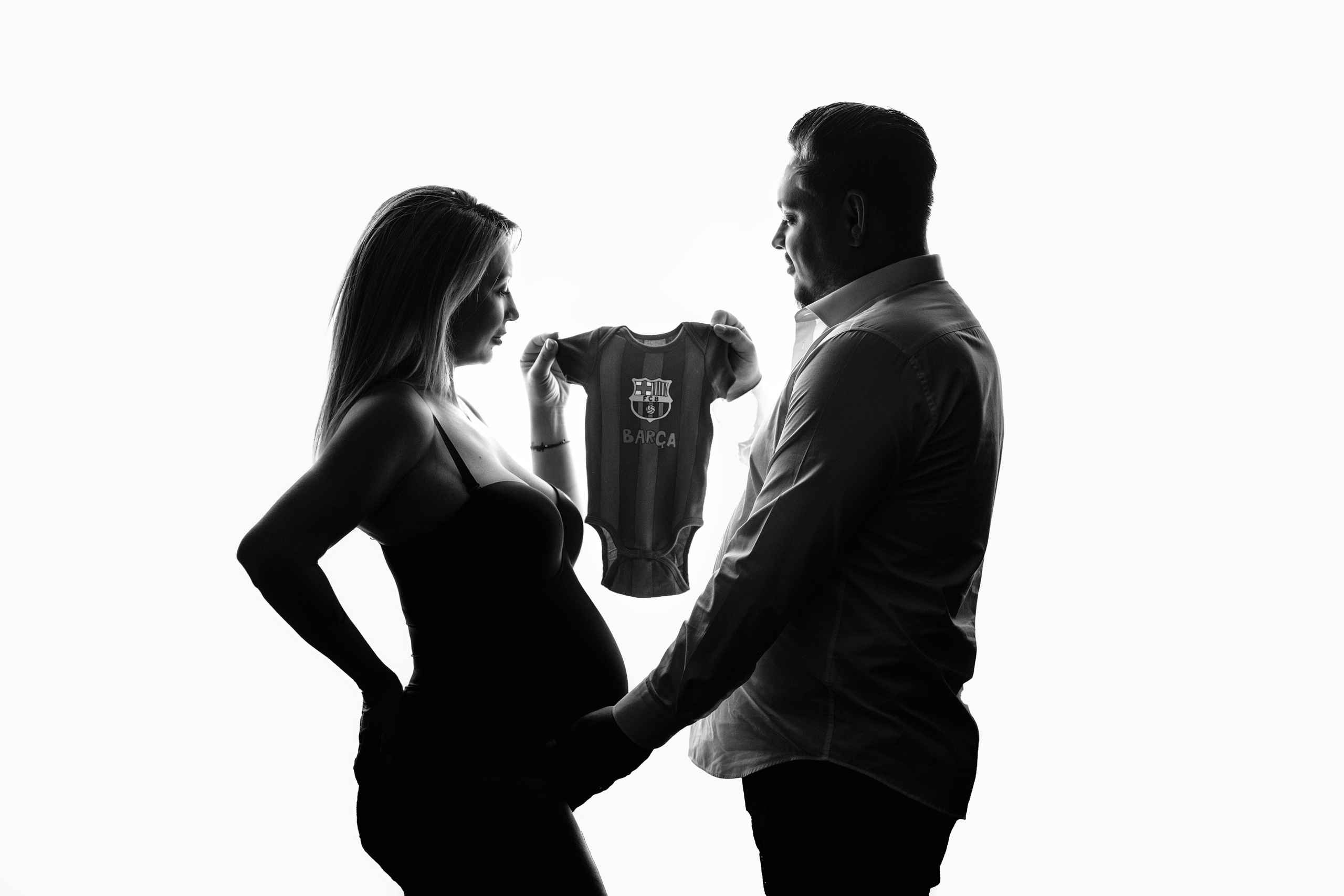 Şedinţe foto Maternitate Constanta - Frumuseţea începutului. Elena Mascan – Fotograf newborn, maternitate, portret, smash the cake & branding personal | La Femme Studio Photograpy|Constanţa