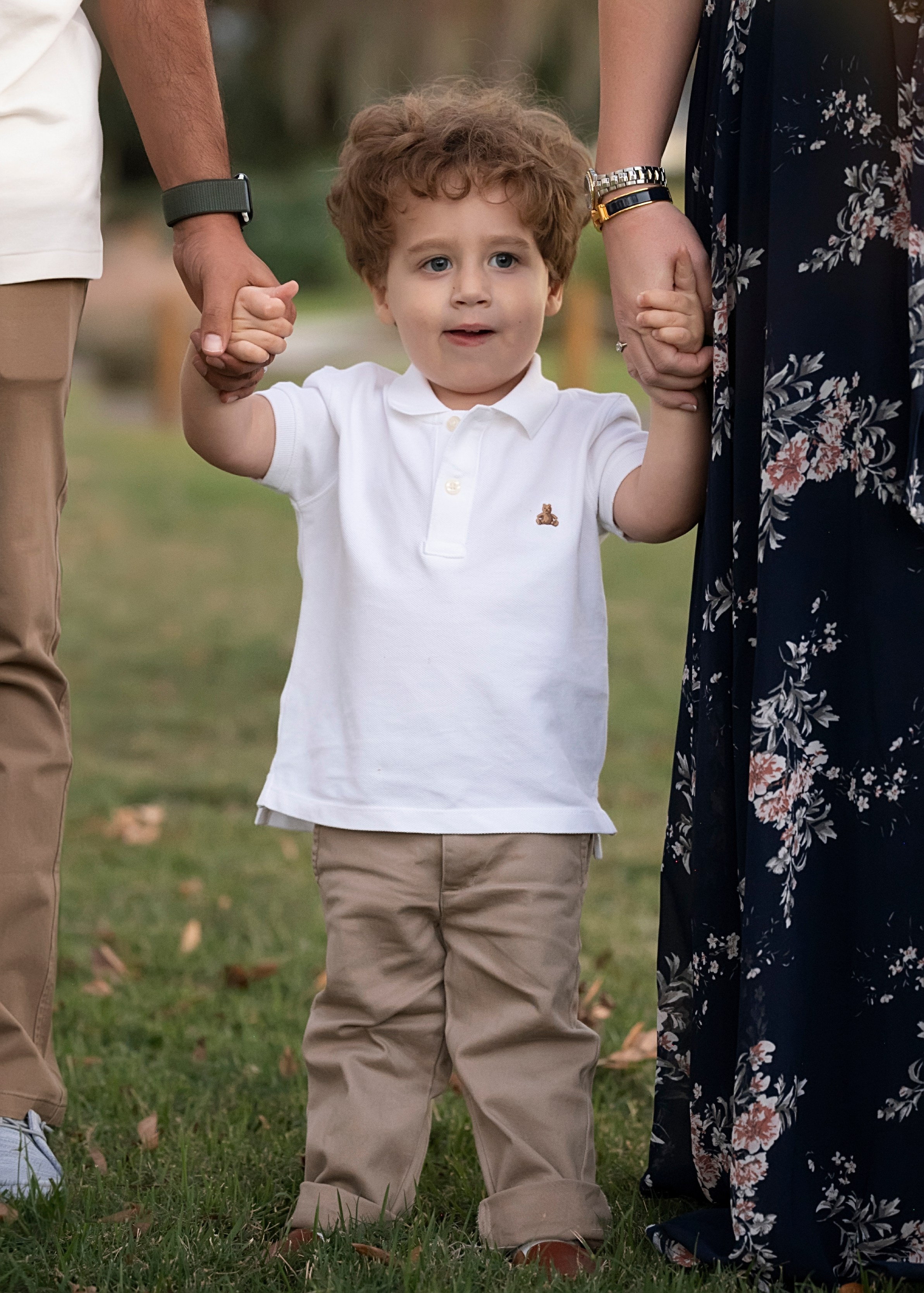 Family session outside. Portrait, kids and family photographer in Wesley Chapel Alina Alice Osipova