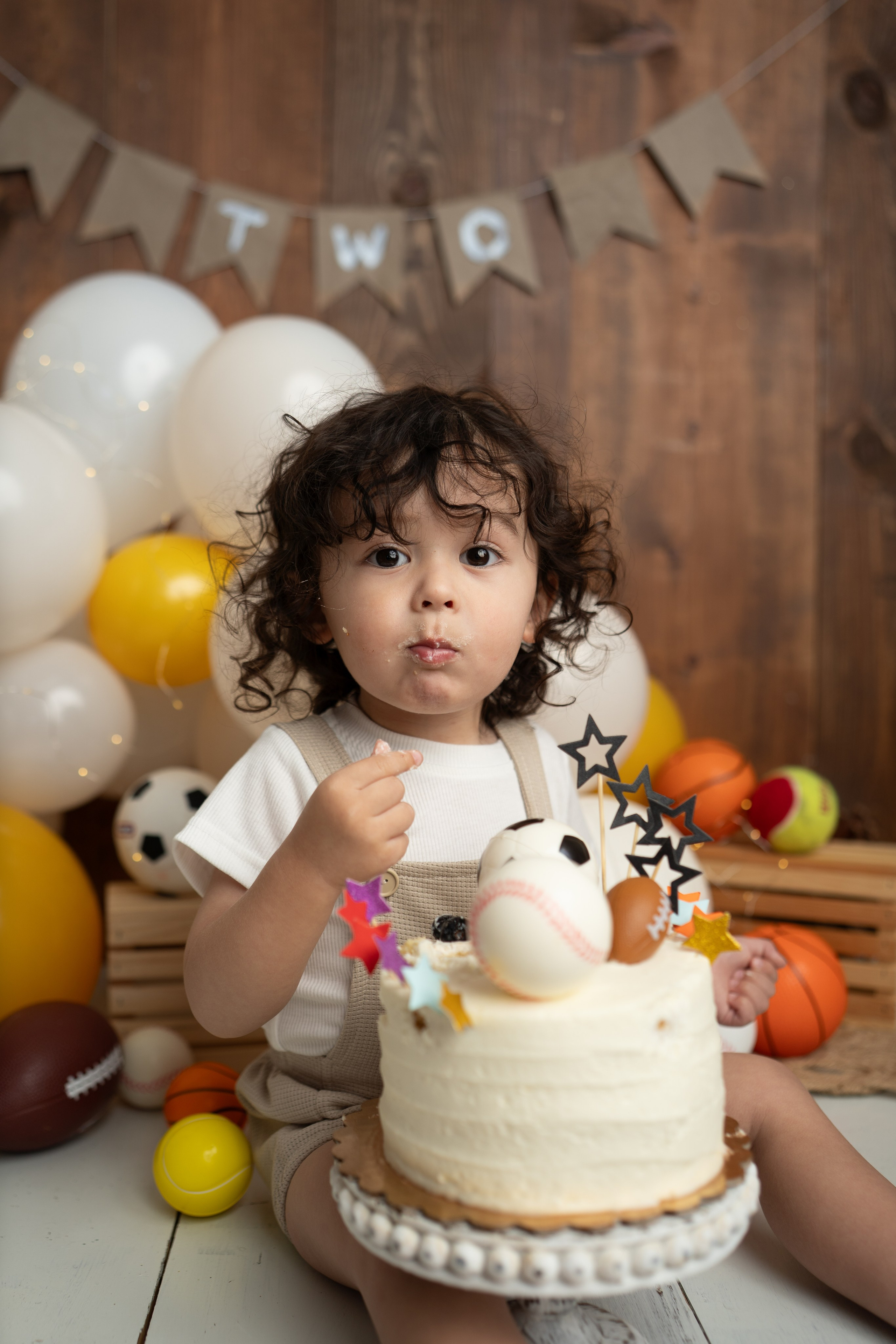 Cake Smash. Maternity, family and newborn photography in San Francisco Bay Area