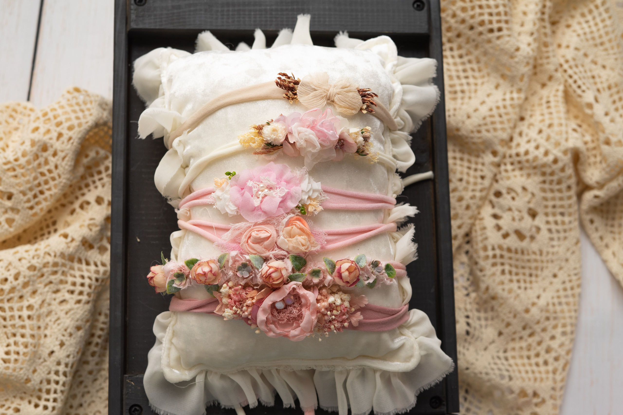 Outfits for Girls. Newborn Photographer and life casting in Dubai Dariya Saeed