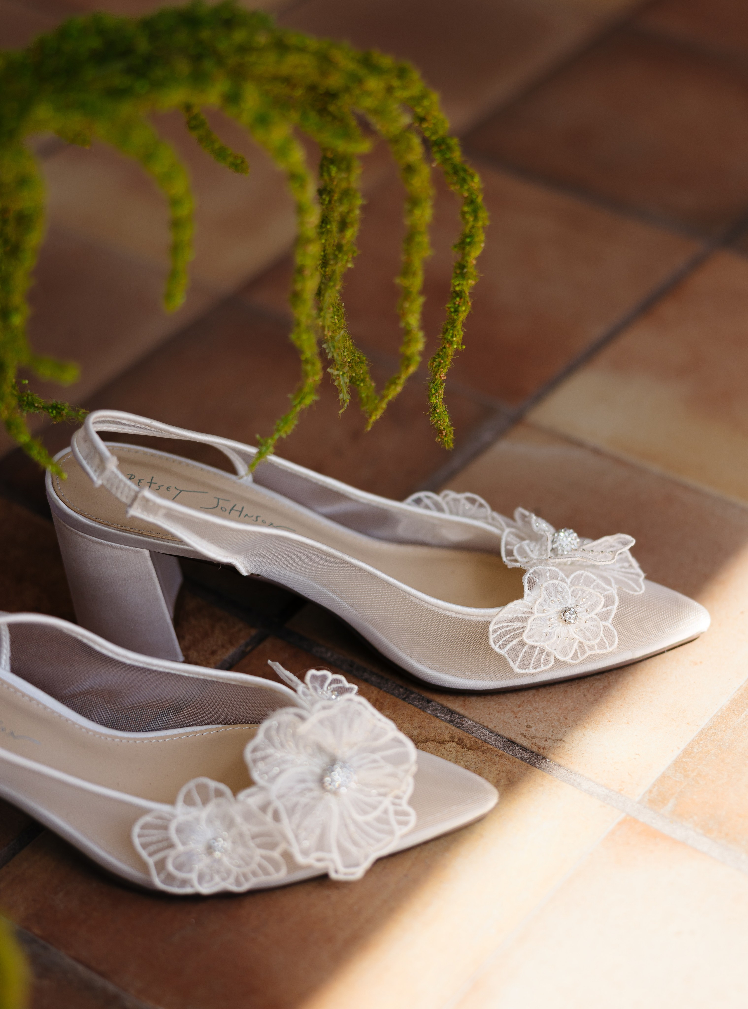 Reys wedding at Lake Lucy. Photographer Anastasia Nagibina