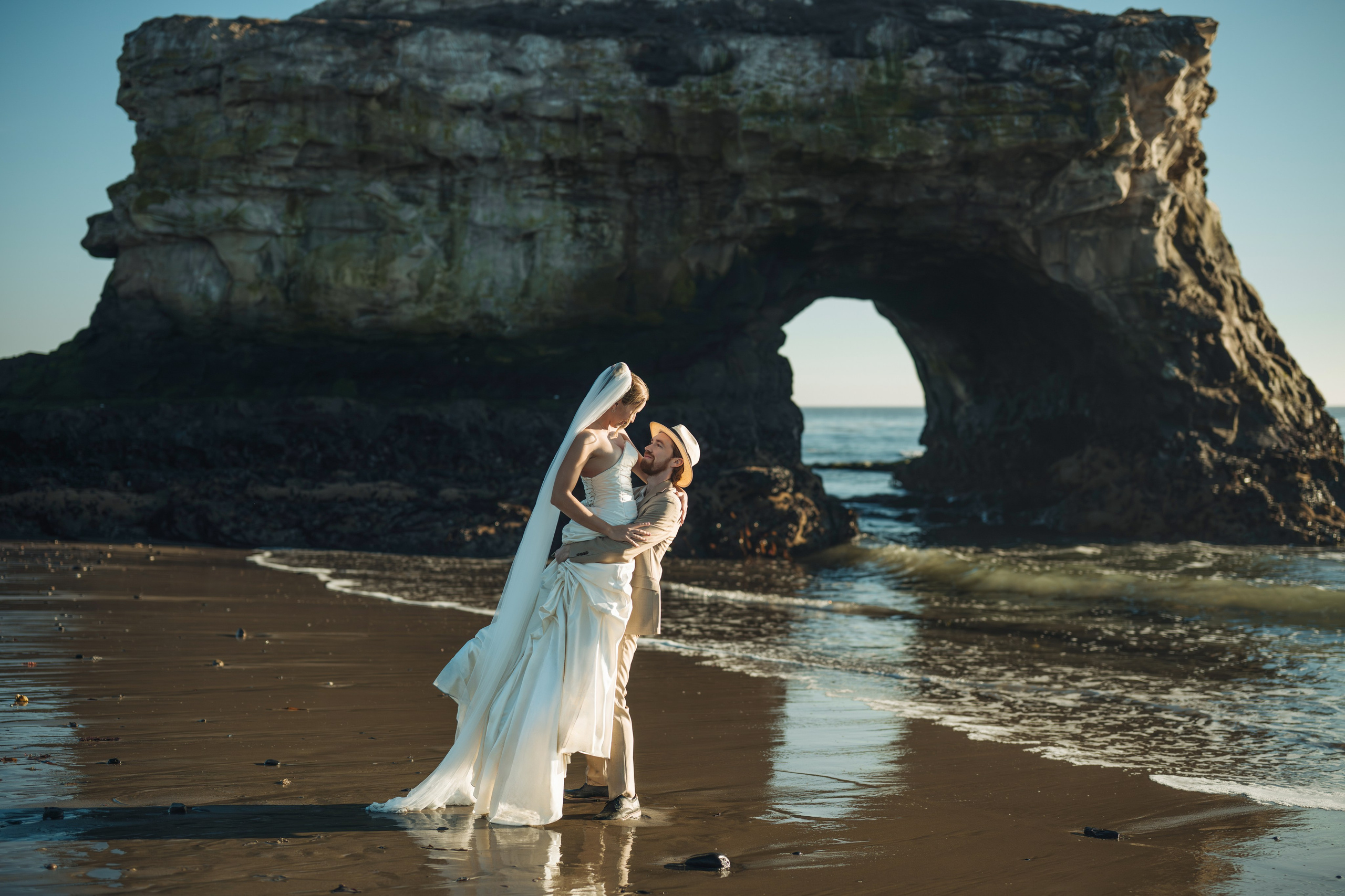 Coastal Elopement in Santa Cruz & Monterey. Wedding & Elopement Photographers in California