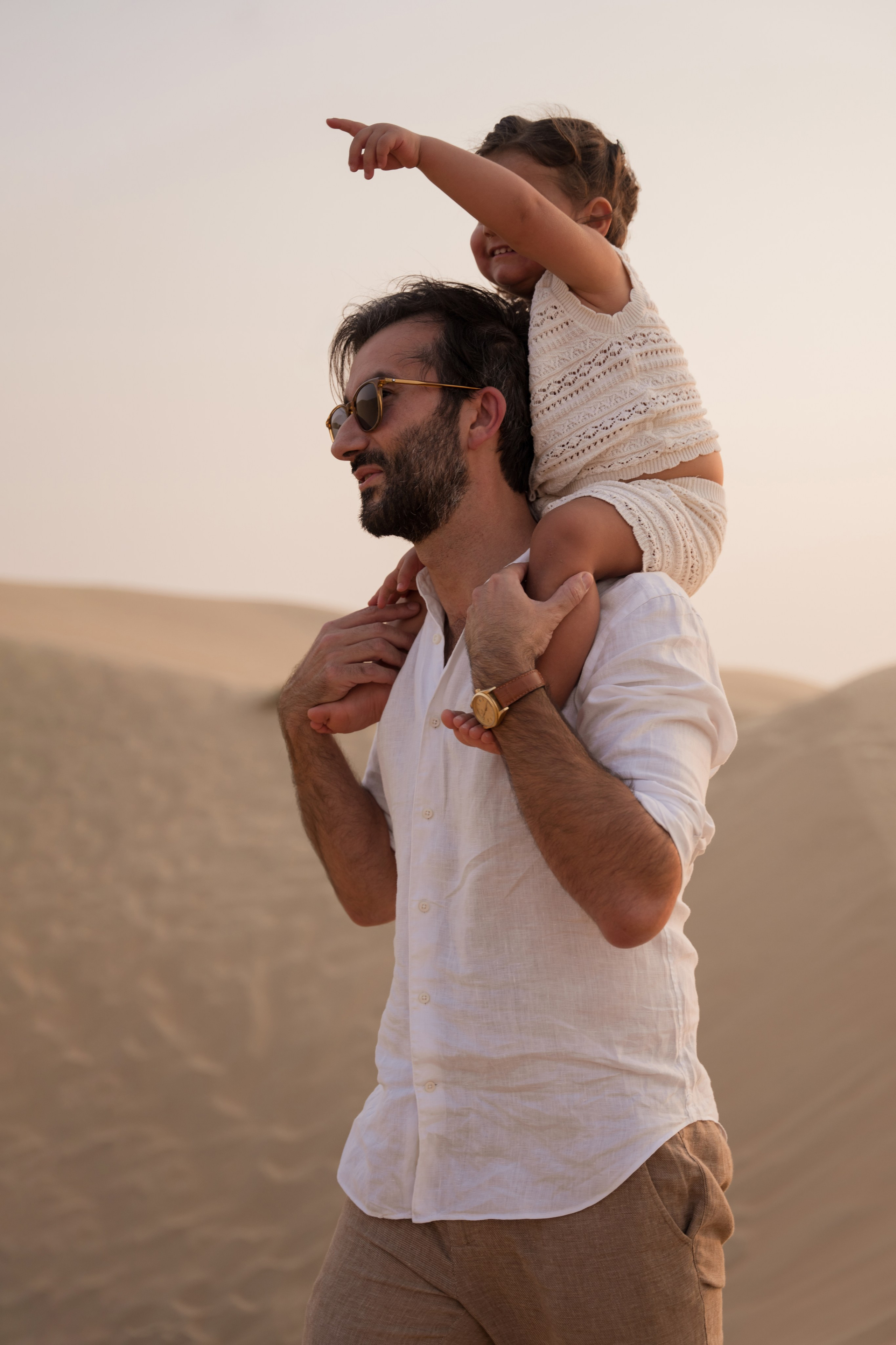 Sun, sand & family. Angela Iakovleva — Family Photographer in Dubai