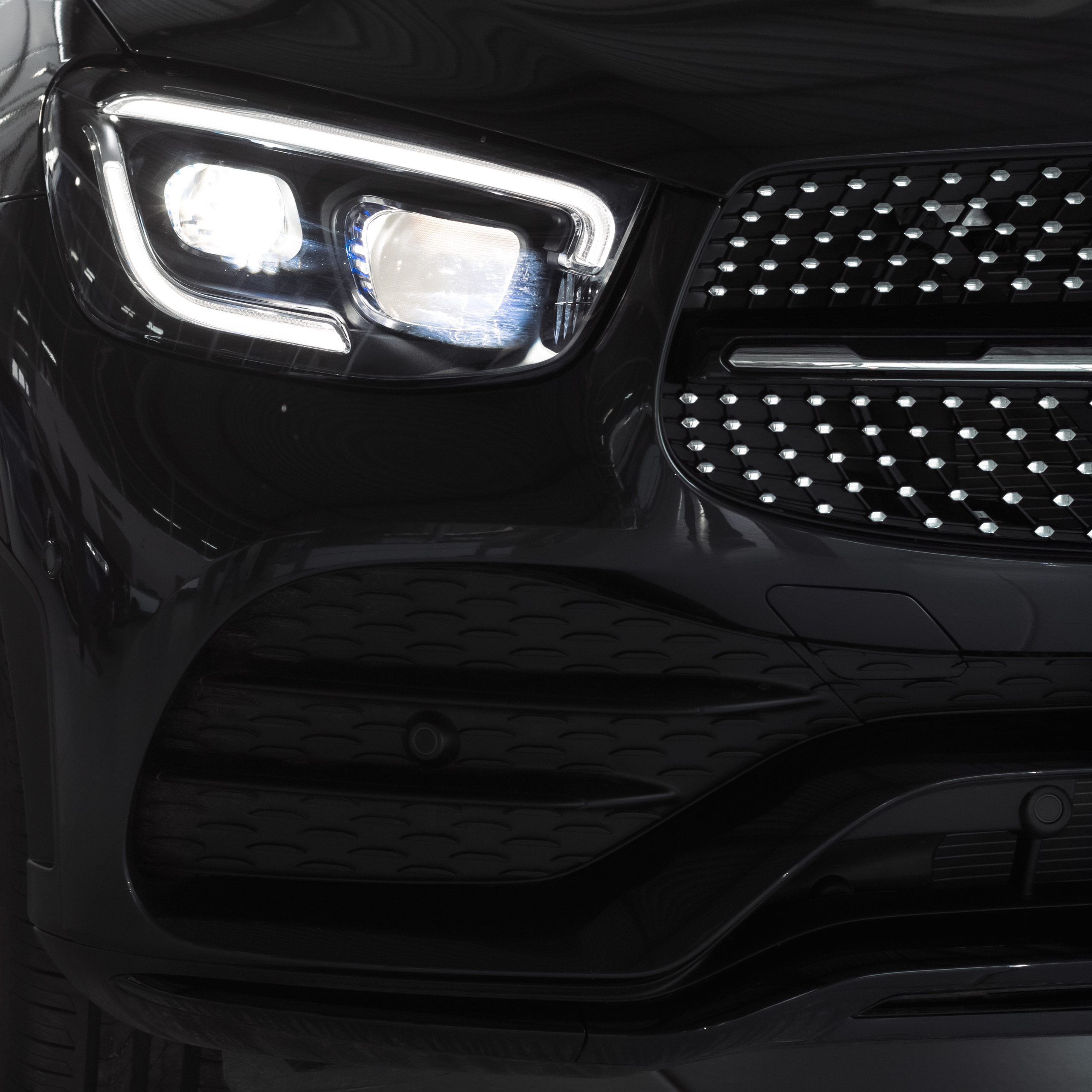 Autosaloni. Жуков Студио