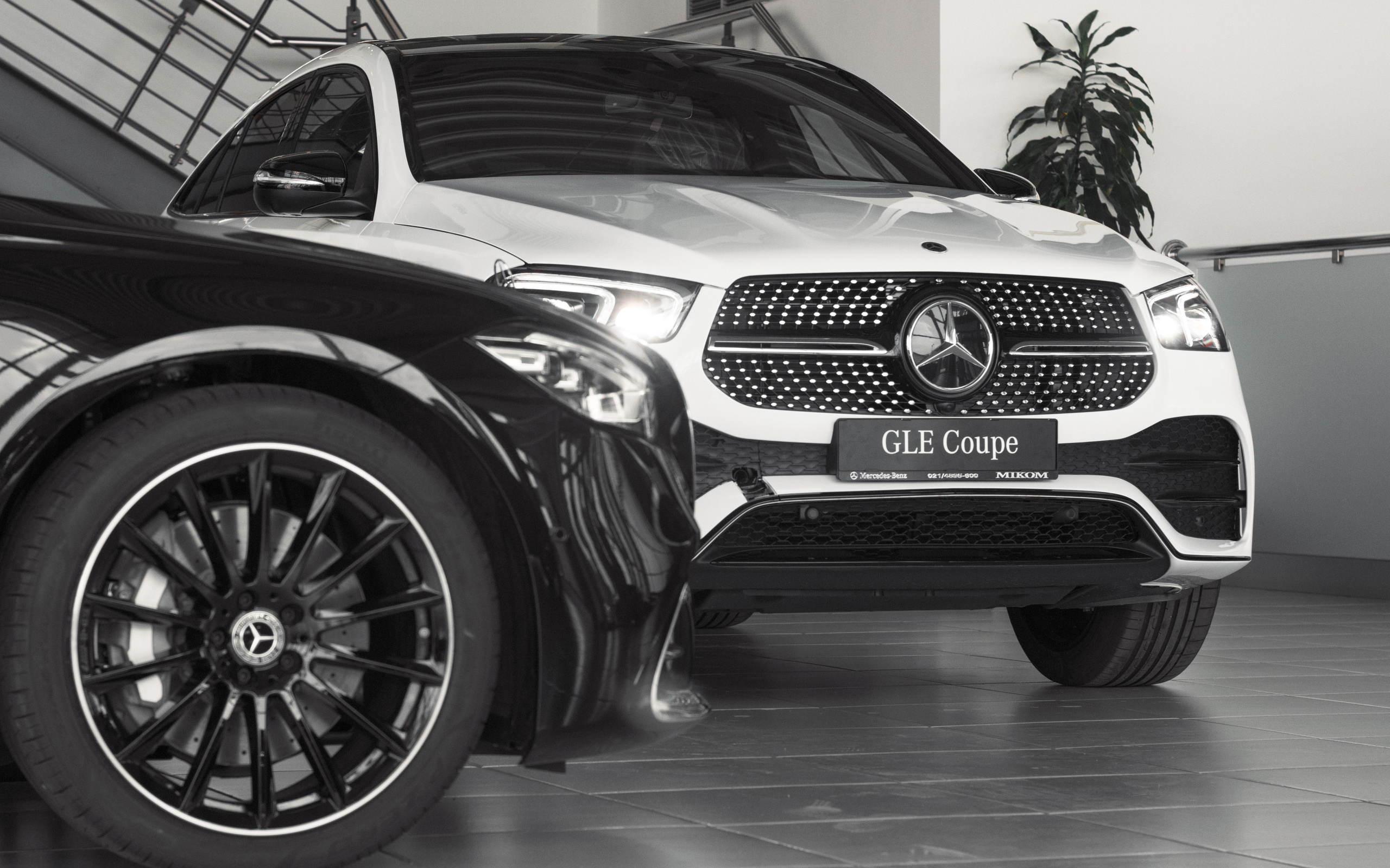 Autosaloni. Жуков Студио