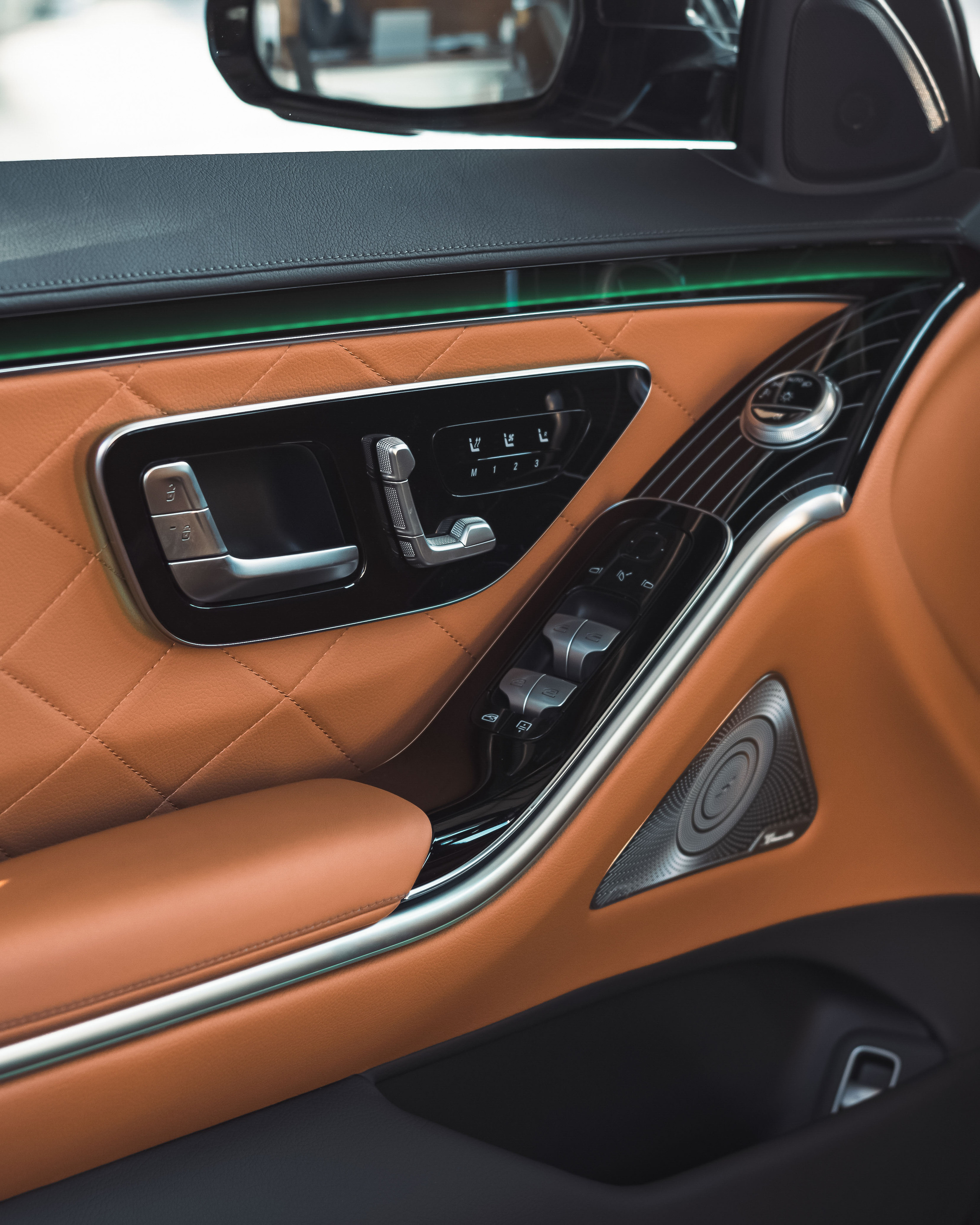 Autosaloni. Жуков Студио