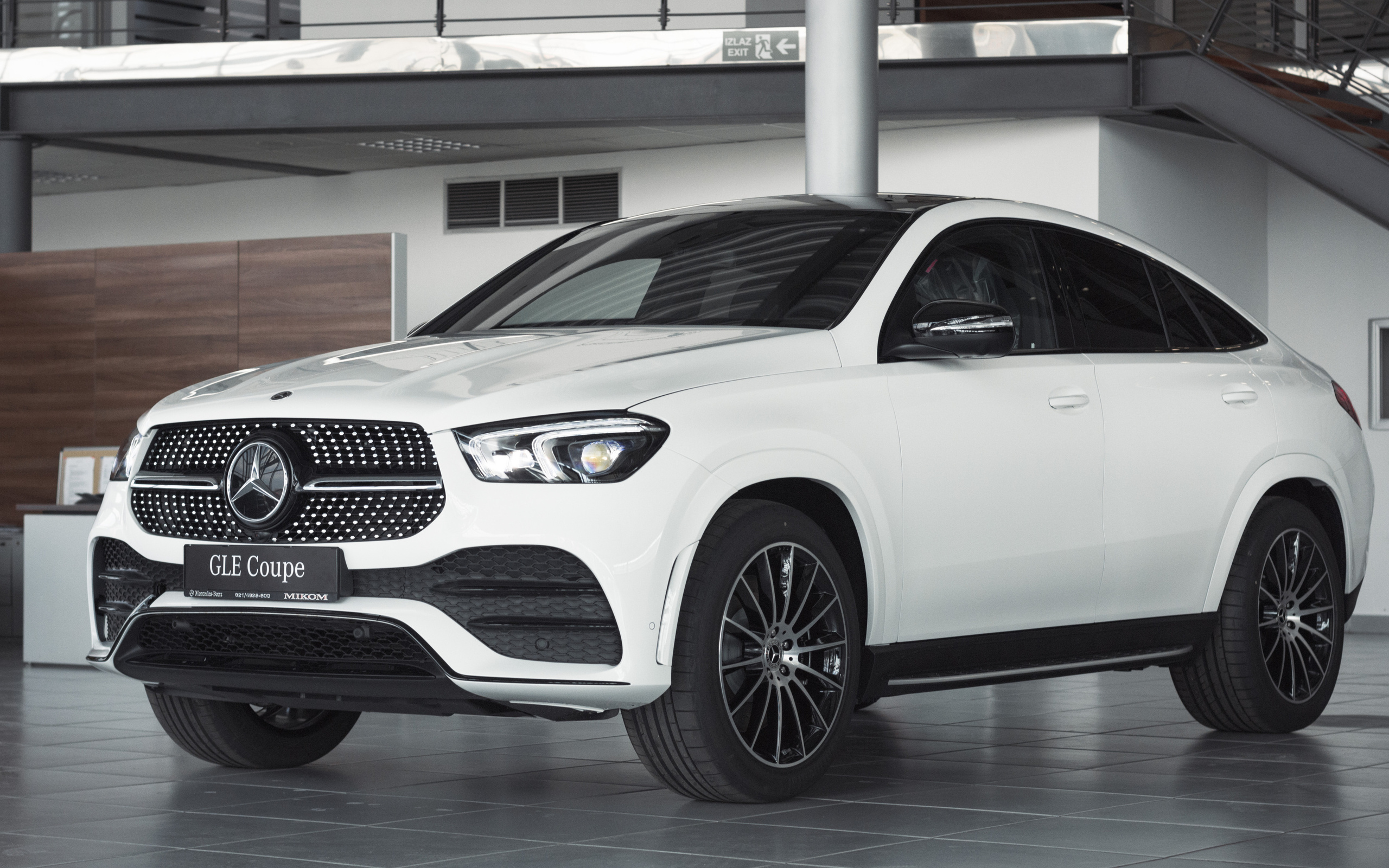 Autosaloni. Жуков Студио