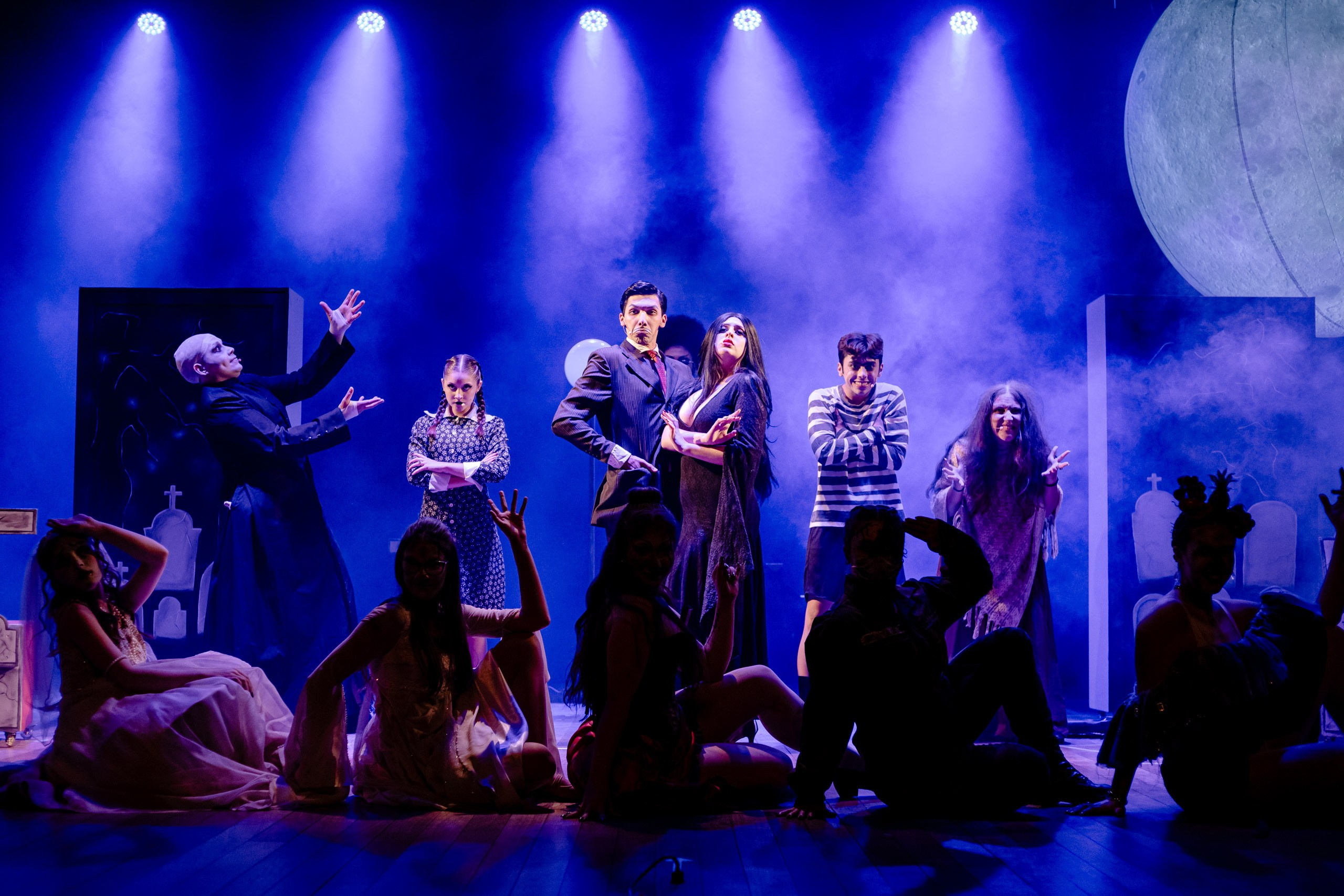 Espetáculo A Família Addams — Grupo de Teatro Univali