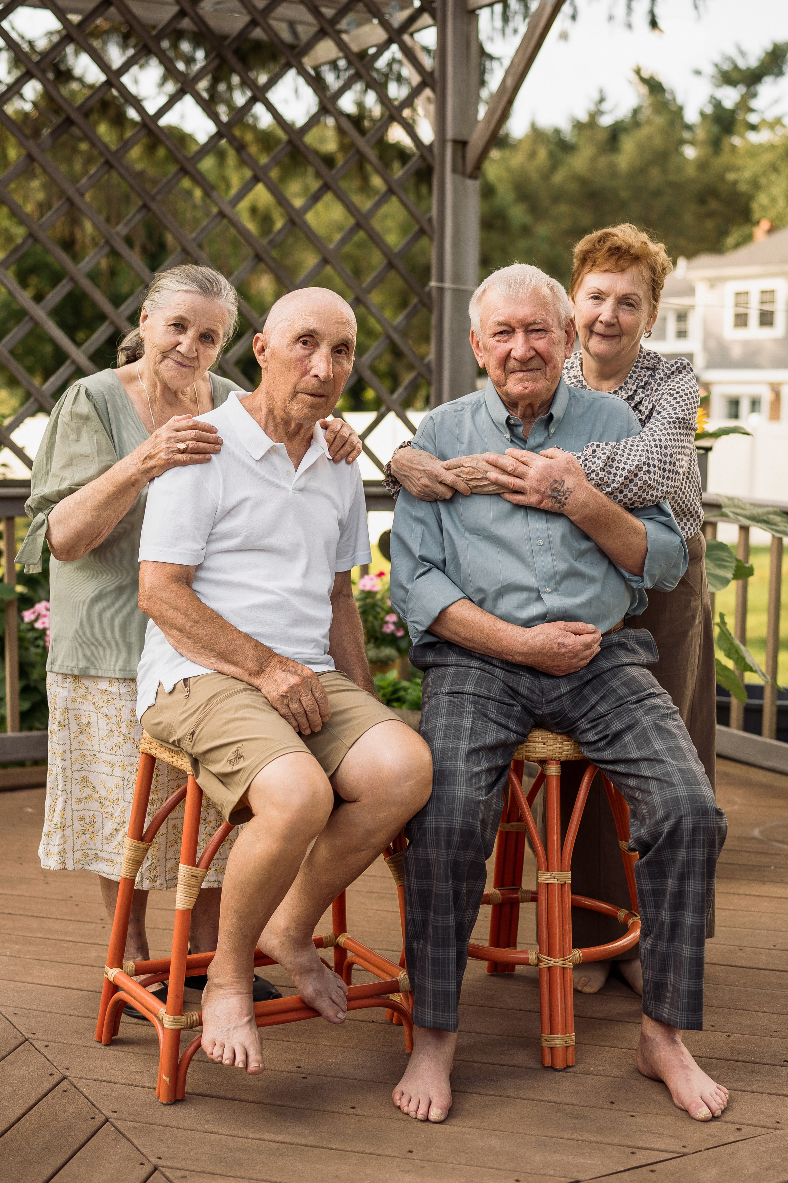 Big happy family. At home. Wedding and family photographer and videographer PA, NJ, NY, DE, MD
